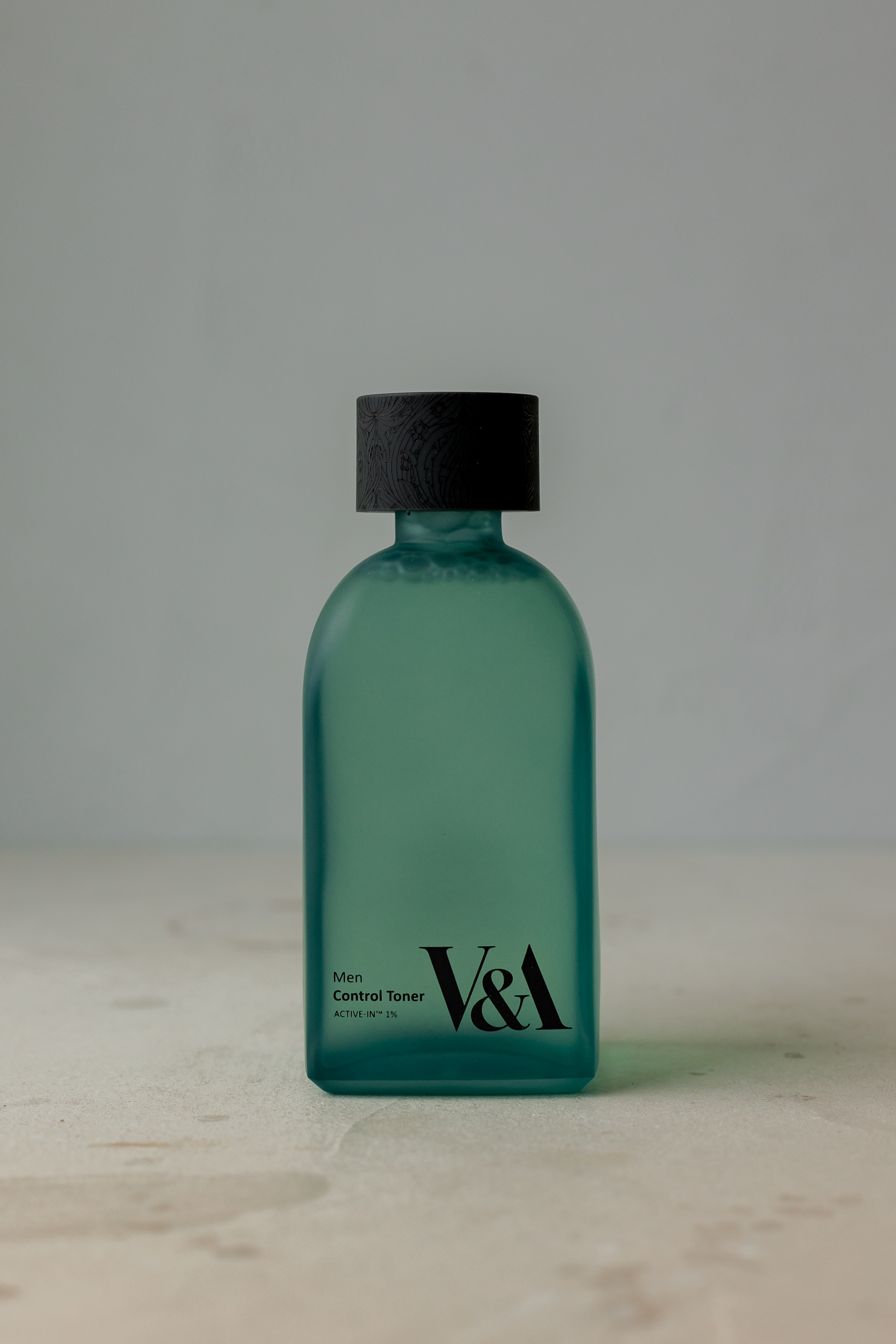 BU// Успокаивающий тонер для контроля жирности кожи V&A Men Control Toner 150ml