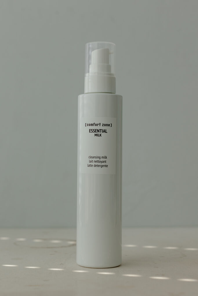 Очищающее молочко Comfort Zone Essential Milk Cleanse 200ml