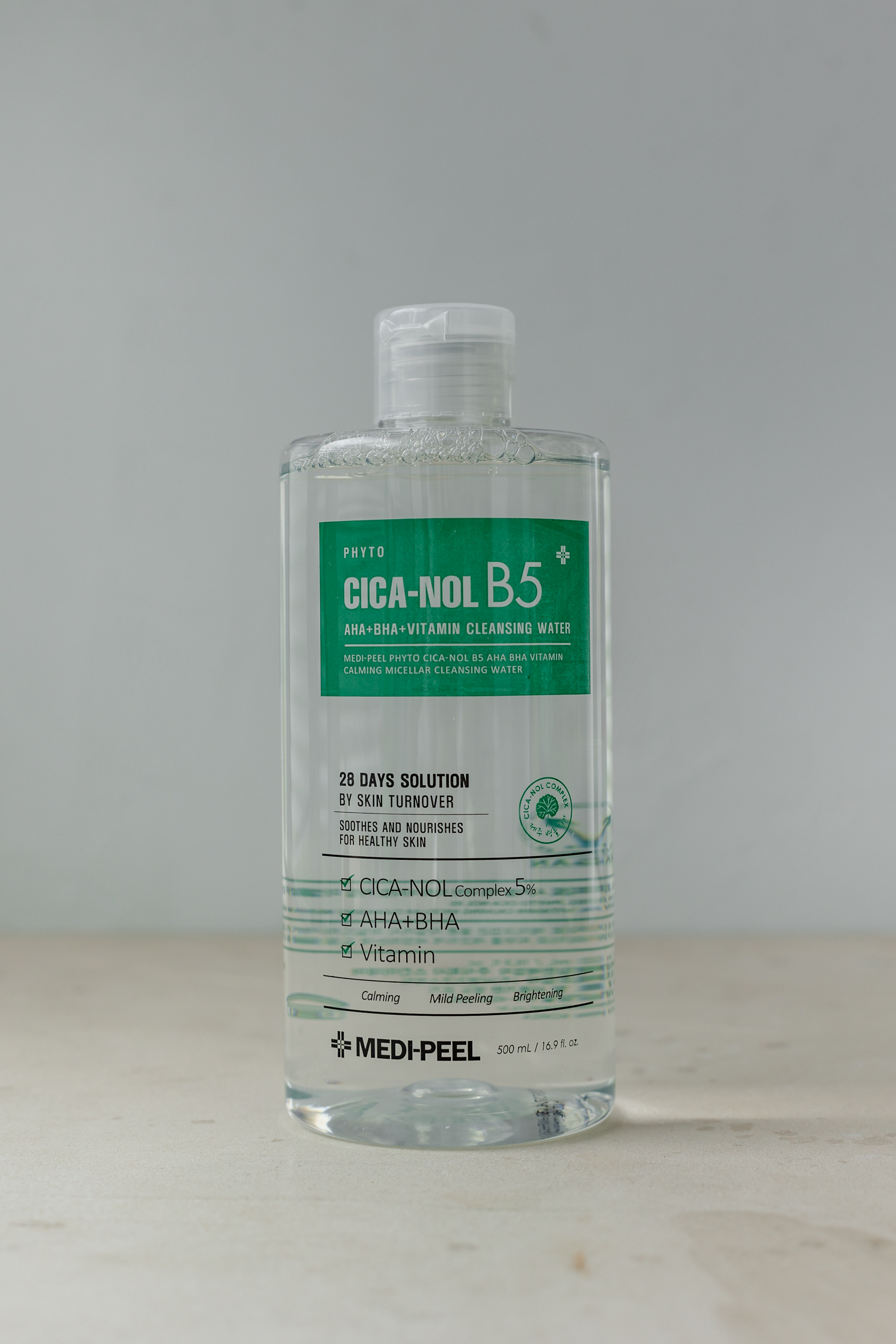 Мицеллярная вода MEDI-PEEL Phyto Cica-Nol B5 AHABHA Vitamin Calming Cleansing Water 500ml