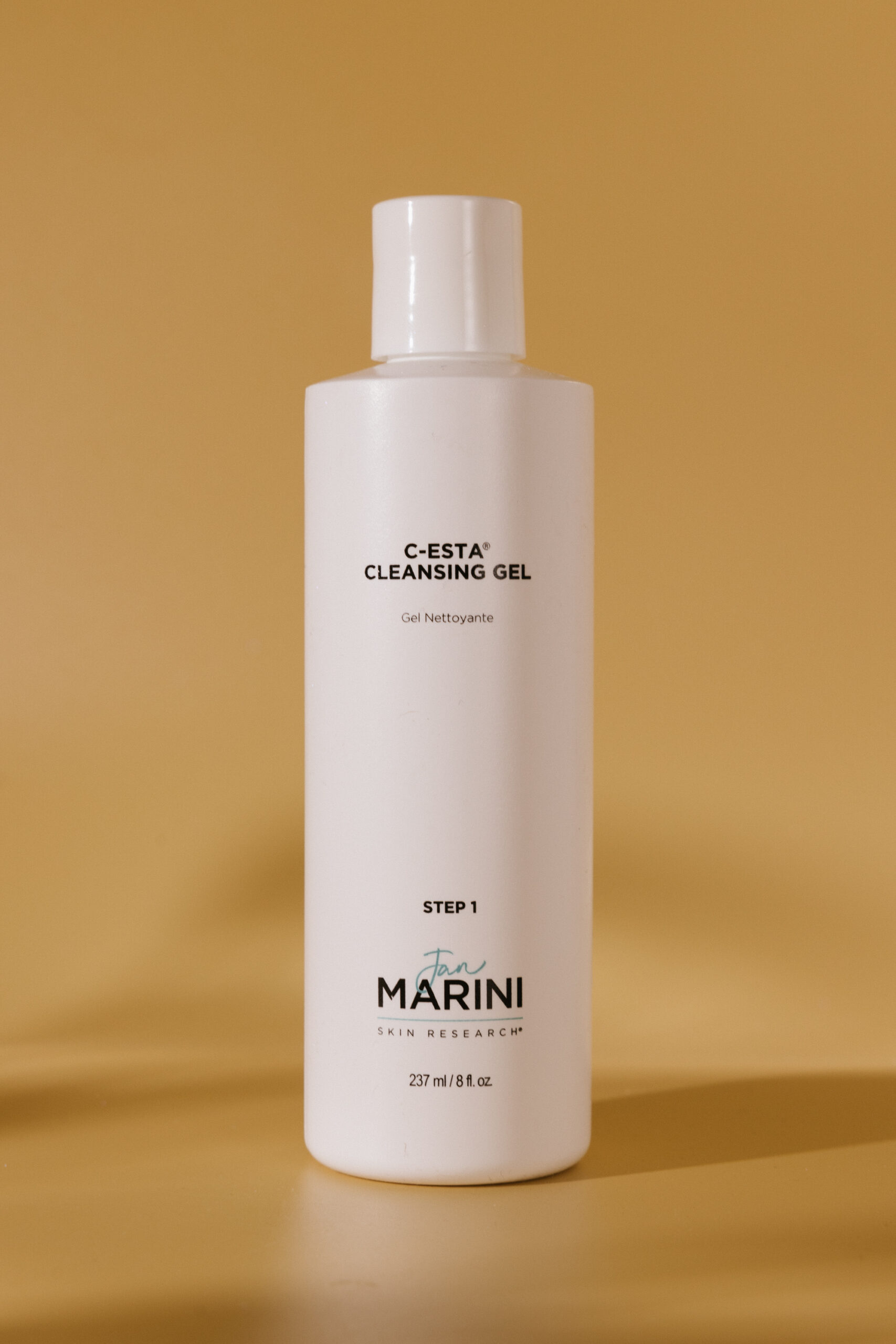 

Очищающий гель с витамином С и DMAE JAN MARINI C-Esta Cleansing Gel 237ml