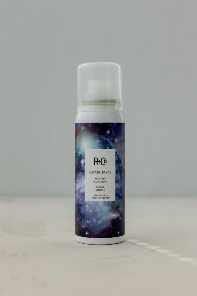 ГАЛАКТИКА спрей для укладки подвижной фиксации (тревел) R+Co OUTER SPACE Flexible Hairspray (travel) 75ml