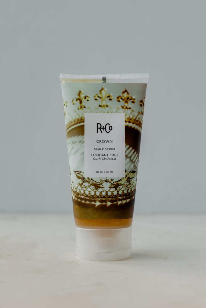 КОРОНА скраб для кожи головы R+Co CROWN Scalp Scrub 147ml