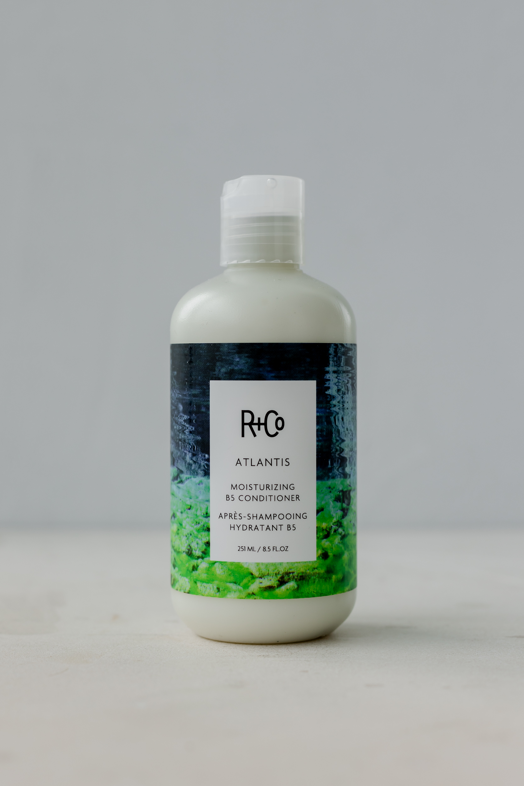 АТЛАНТИДА кондиционер для увлажнения с витамином В5 R+Co ATLANTIS Moisturizing B5 Conditioner 251ml