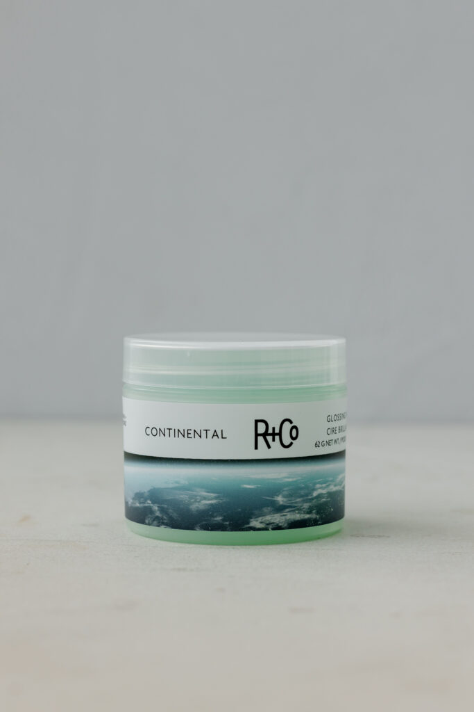 КОНТИНЕНТАЛЬ воск-бальзам для моделирования R+Co CONTINENTAL Glossing Wax 62g