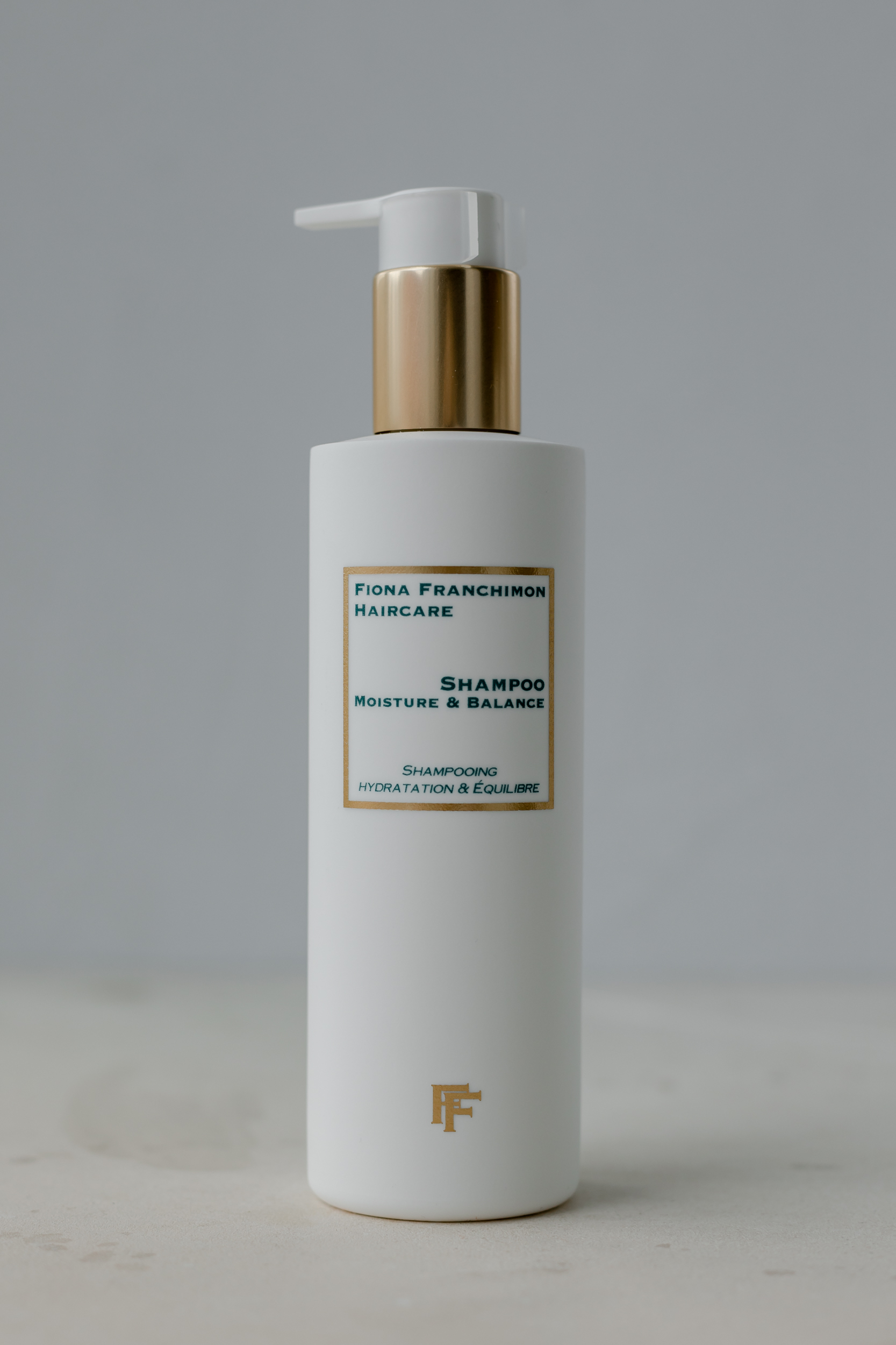 

Шампунь для увлажнения и баланса Fiona Franchimon Moisture & Balance Shampoo 250ml