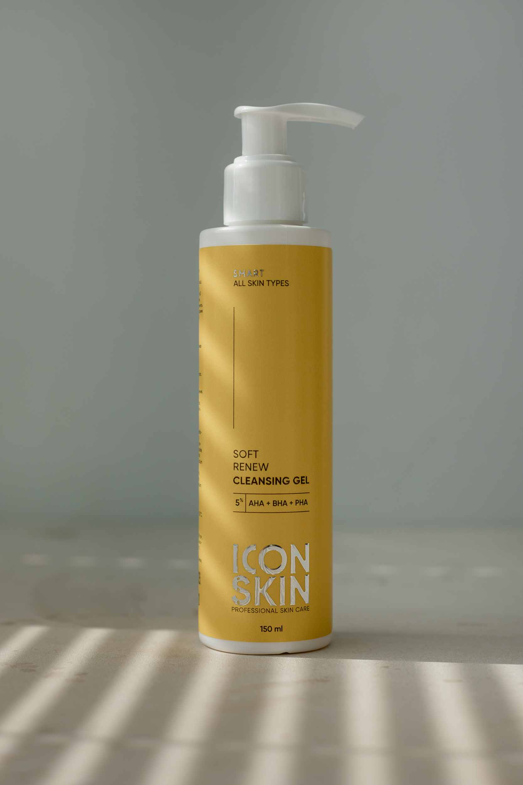 

Гель для умывания с кислотами 5% ICON SKIN AHA+BHA+PHA Soft Renew 150ml