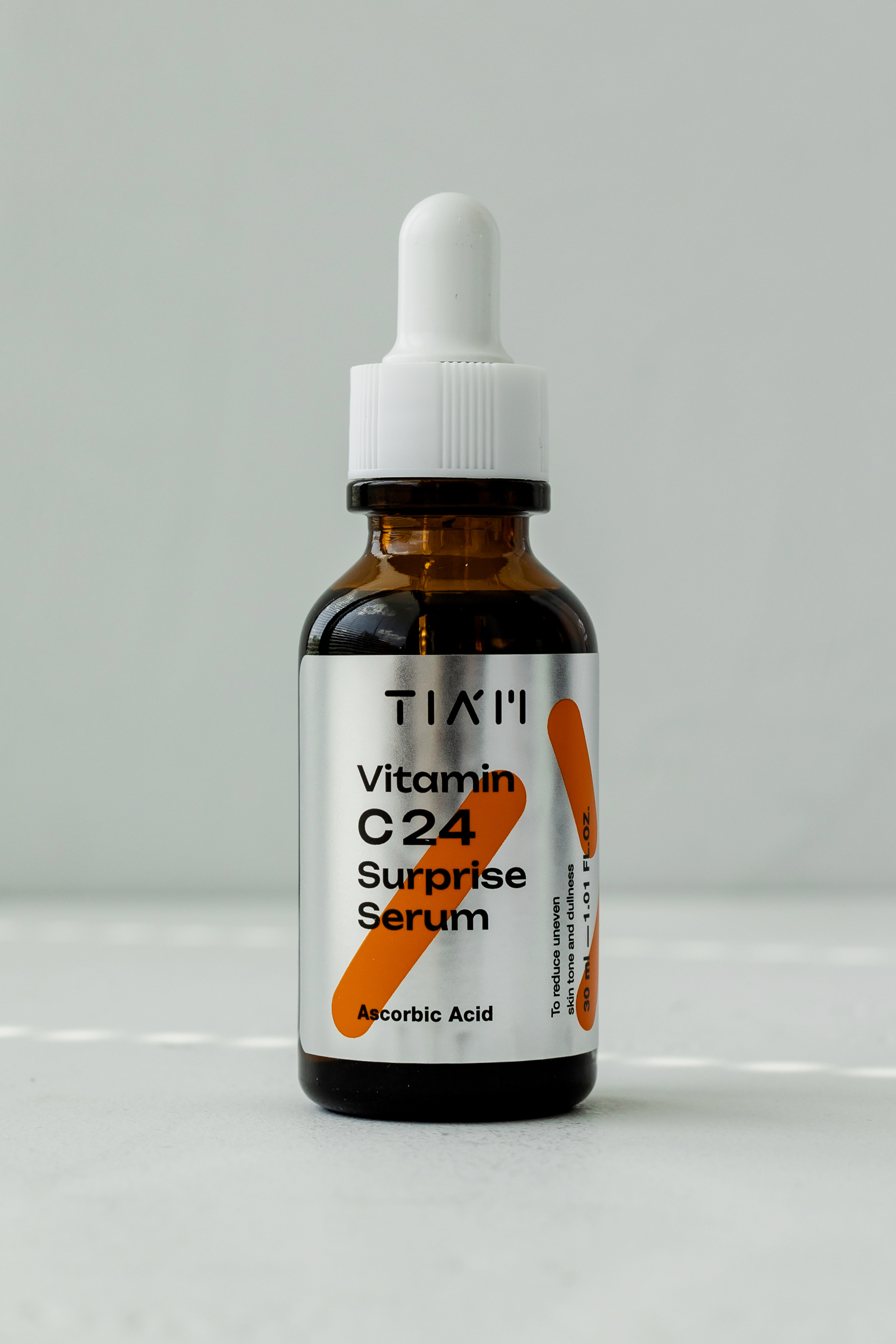 Сыворотка на безводной основе с высоким содержанием (22%+2%) витамина С TIAM Vitamin C24 Surprise Serum 30ml