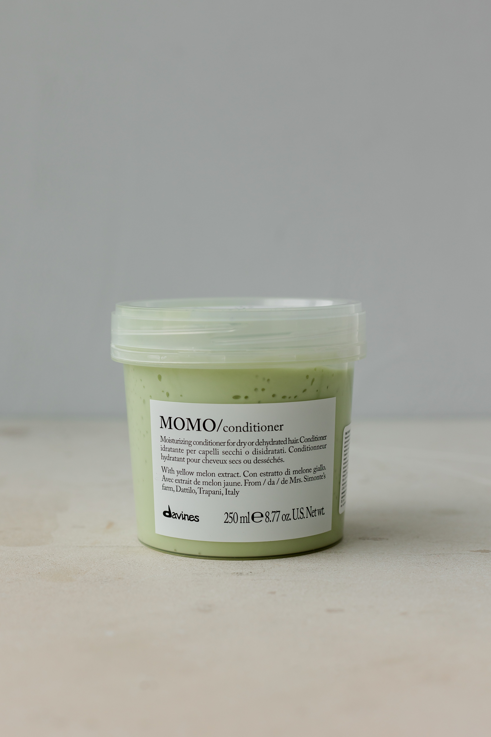 

Увлажняющий кондиционер DAVINES MOMO Conditioner 250ml