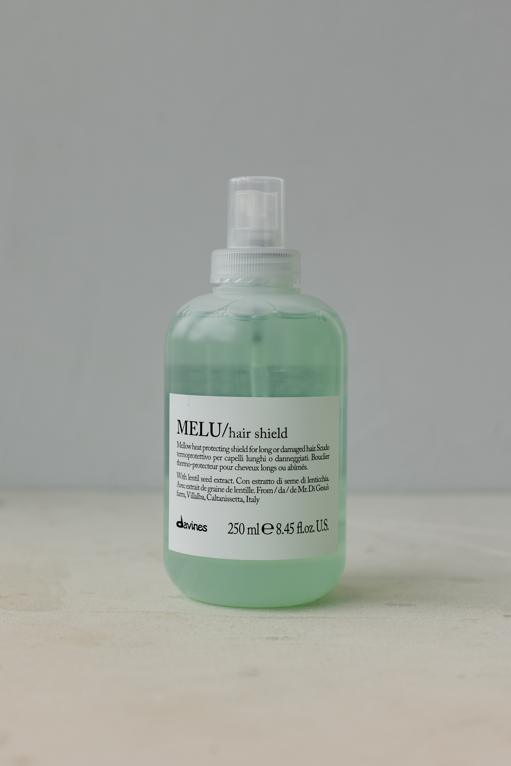

Термозащитный несмываемый спрей DAVINES MELU Hair Shield 250ml