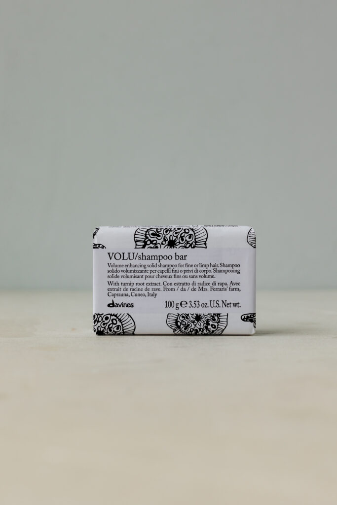 BU// Твёрдый шампунь для придания объема волосам DAVINES VOLU Shampoo Bar 100g