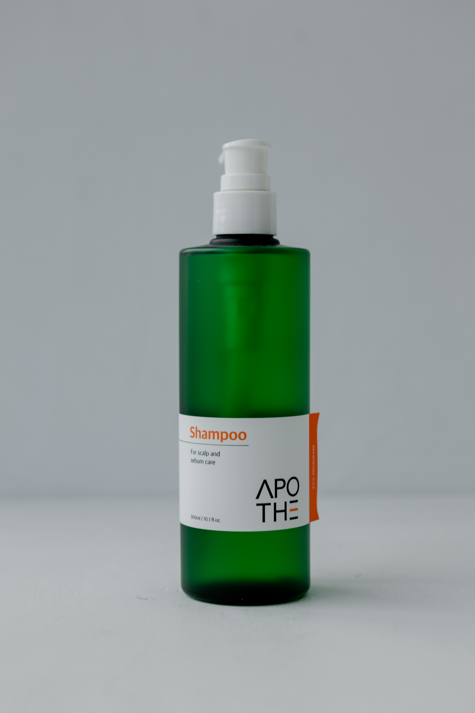 Шампунь для укрепления волос и баланса кожи головы APOTHE Sebum Control Shampoo 300ml