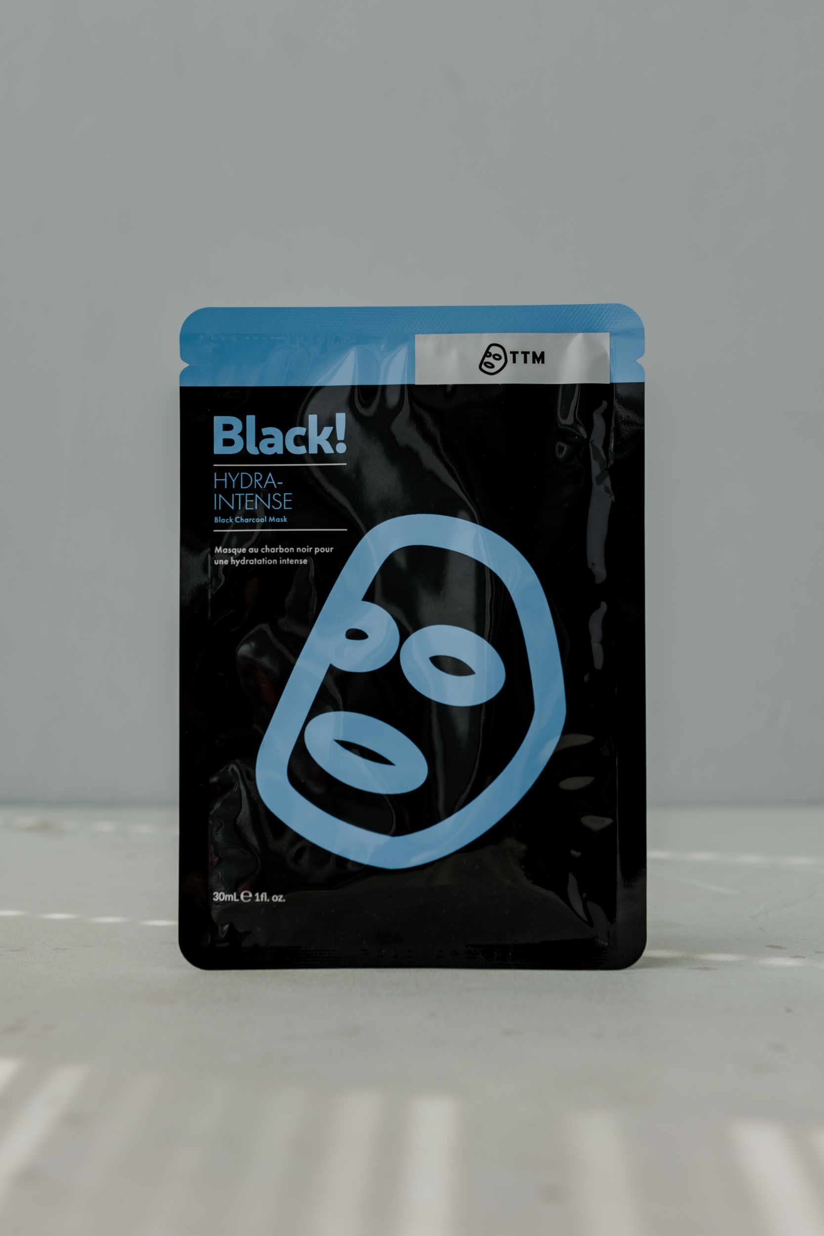 Интенсивно очищающая и увлажняющая маска на основе активированного угля Timeless Truth Mask Hydra Intense Black Mask 30ml - фото 1