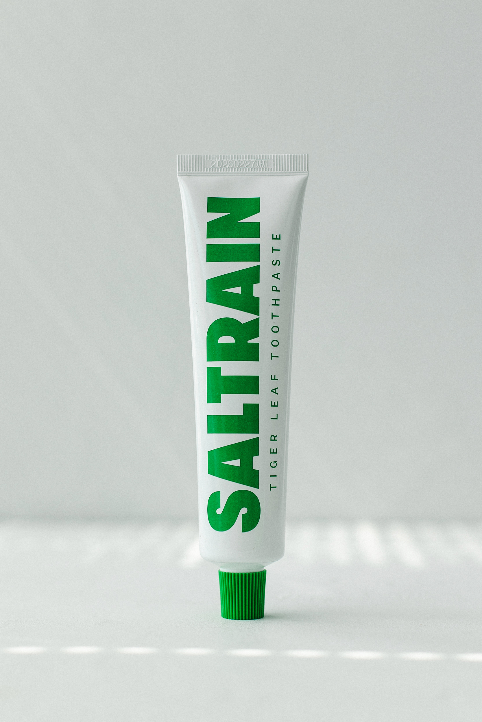 Успокаивающая зубная паста Тигровый лист SALTRAIN Tiger Leaf Toothpaste 100g 845₽