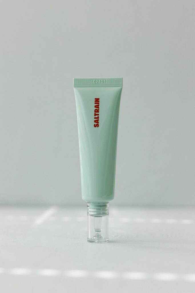 BU// Точечная сыворотка для работы с покраснениями SALTRAIN Red Spot Serum 25ml