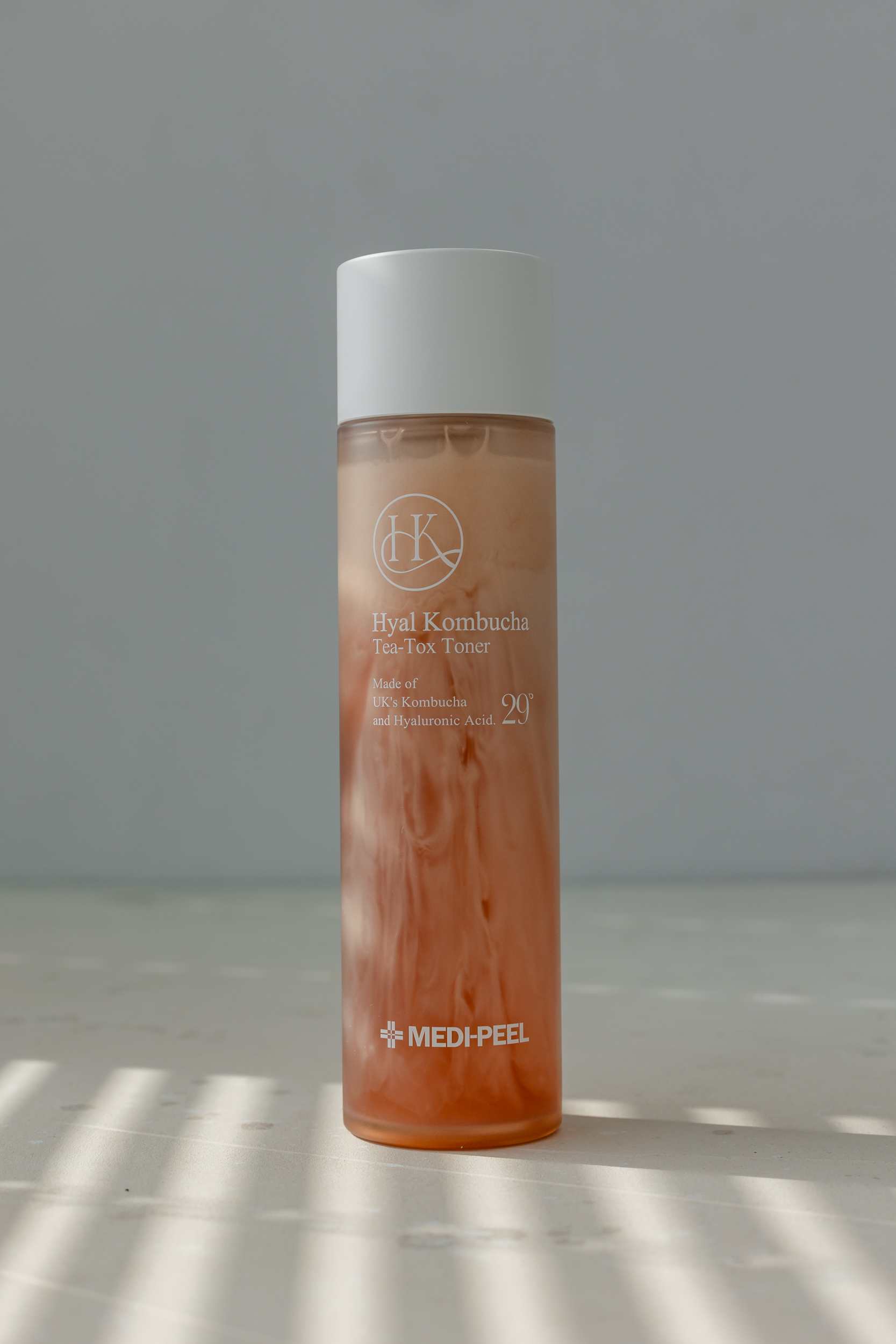 Тонер с комбучей и липосомальными керамидами MEDI-PEEL Hyal Kombucha Tea-Tox Toner 150ml 3900₽