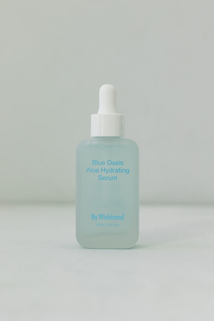 Увлажняющая сыворотка с алоэ BY WISHTREND Blue Oasis Aloe Hydrating Serum 30ml