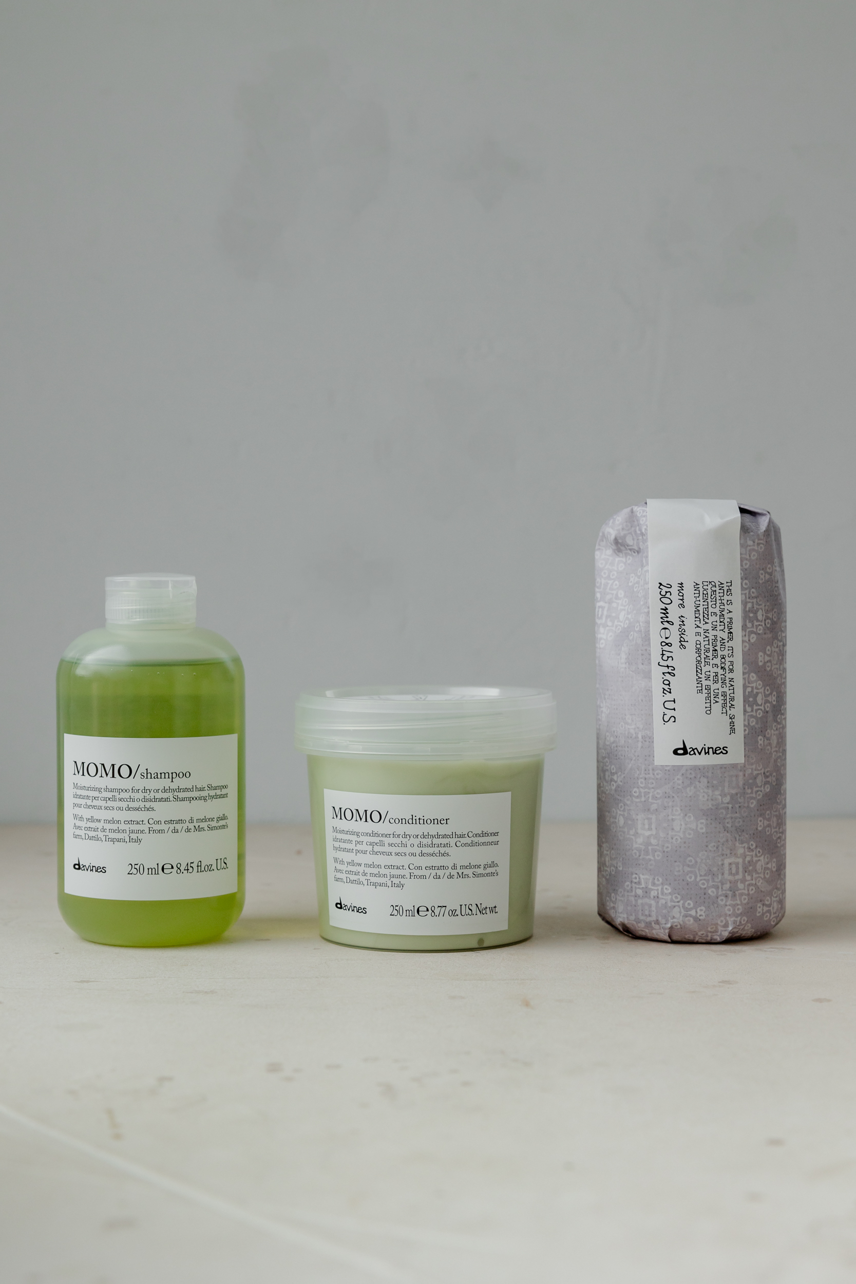 

Набор для увлажнения волос DAVINES MOMO (250ml+250ml+250ml)
