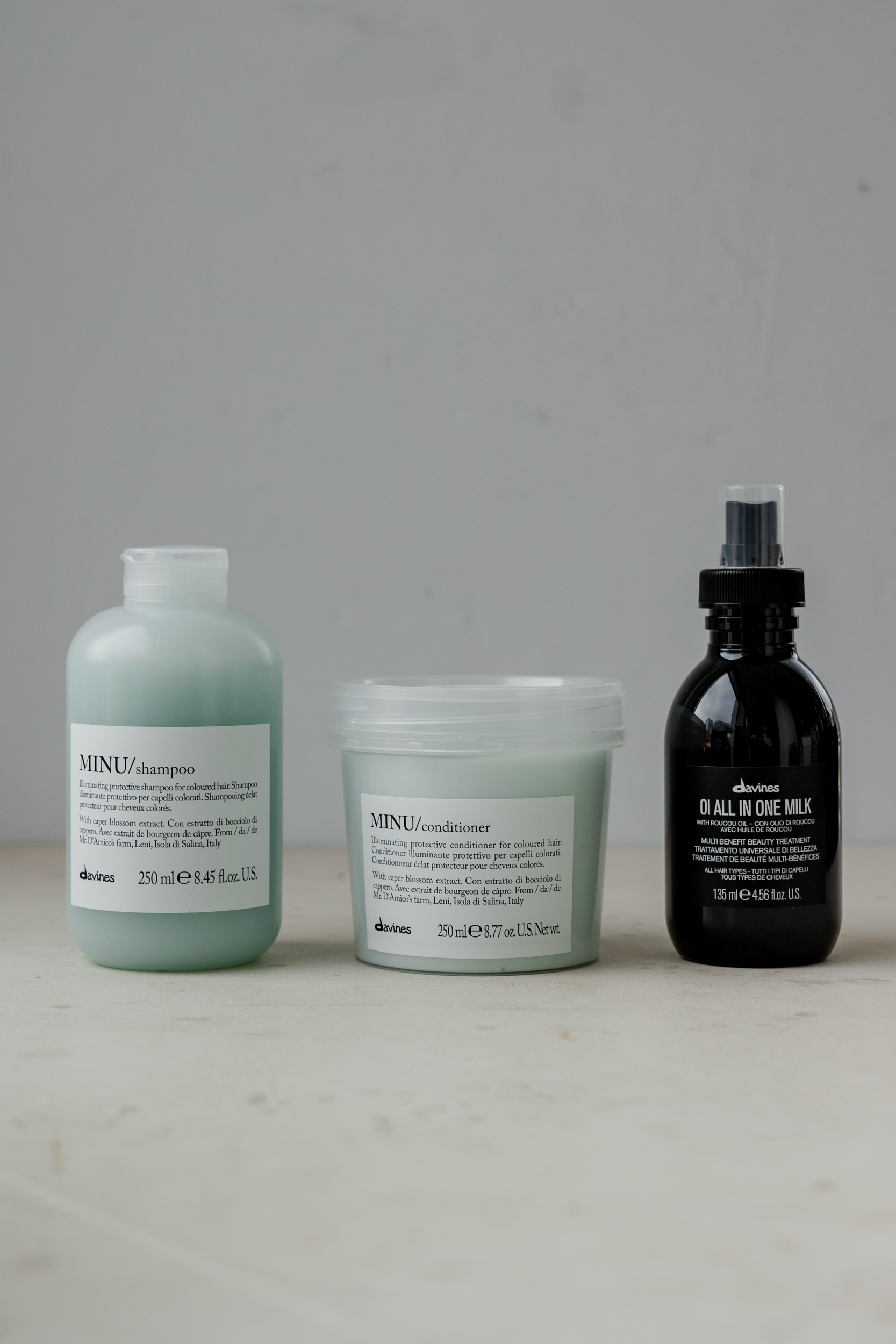 

Набор для поддержания цвета волос DAVINES MINU (250ml+250ml+135ml)