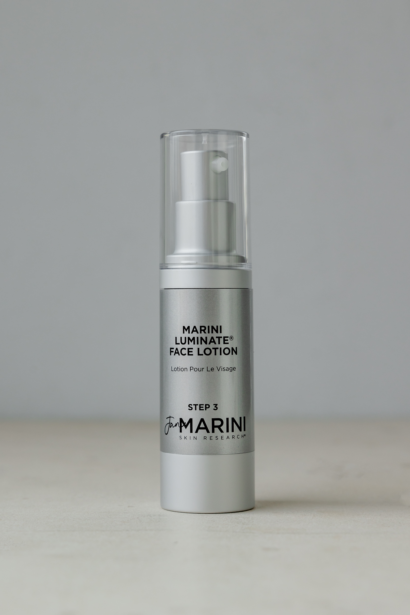 Крем-акселератор c ретинолом 0,3% для борьбы с пигментацией  JAN MARINI Marini Luminate Face Lotion 30ml