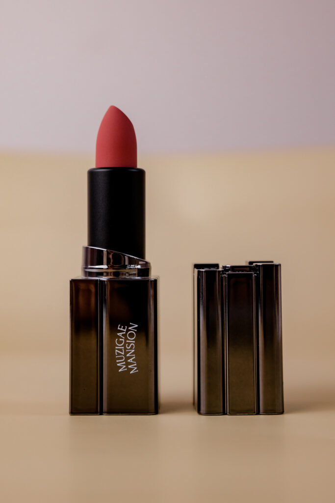 Помада для губ MUZIGAE MANSION Moodwear Blur Lipstick [06 Ruffle] 4g