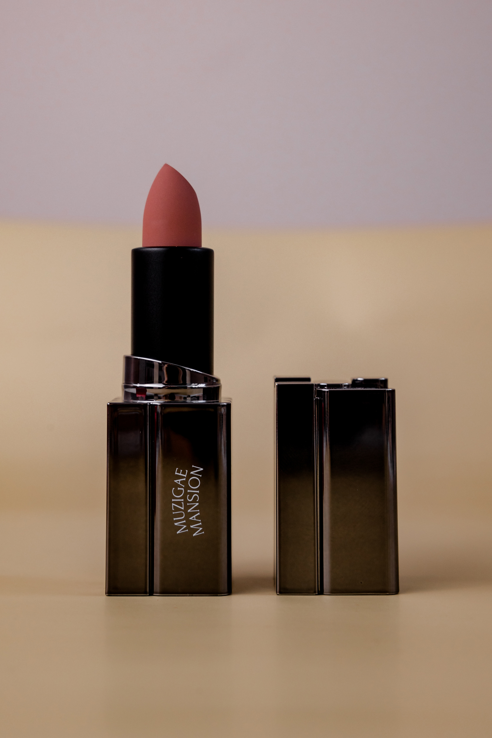 

Помада для губ MUZIGAE MANSION Moodwear Blur Lipstick [05 Babe] 4g