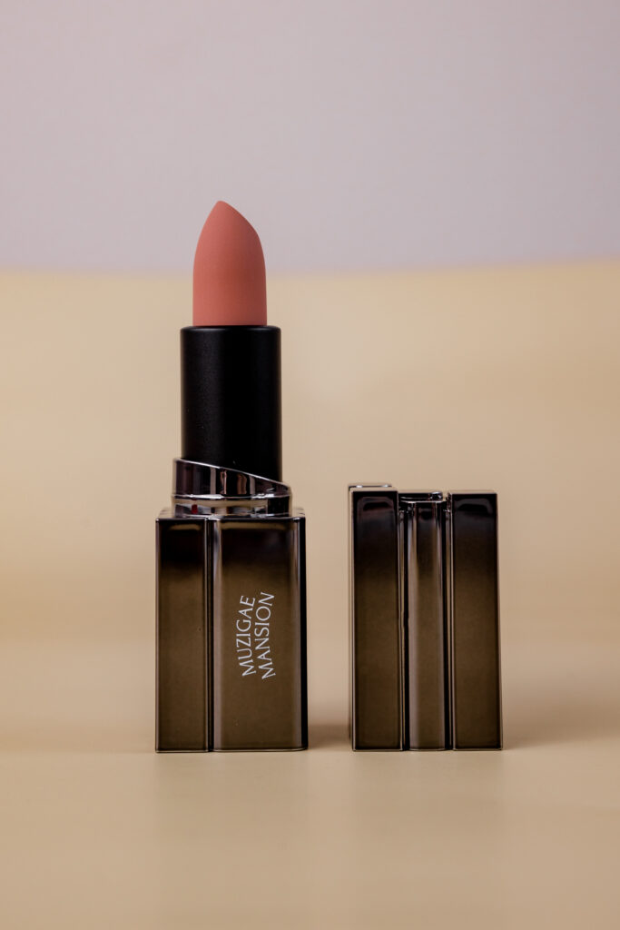 Помада для губ MUZIGAE MANSION Moodwear Blur Lipstick [04 Layered] 4g