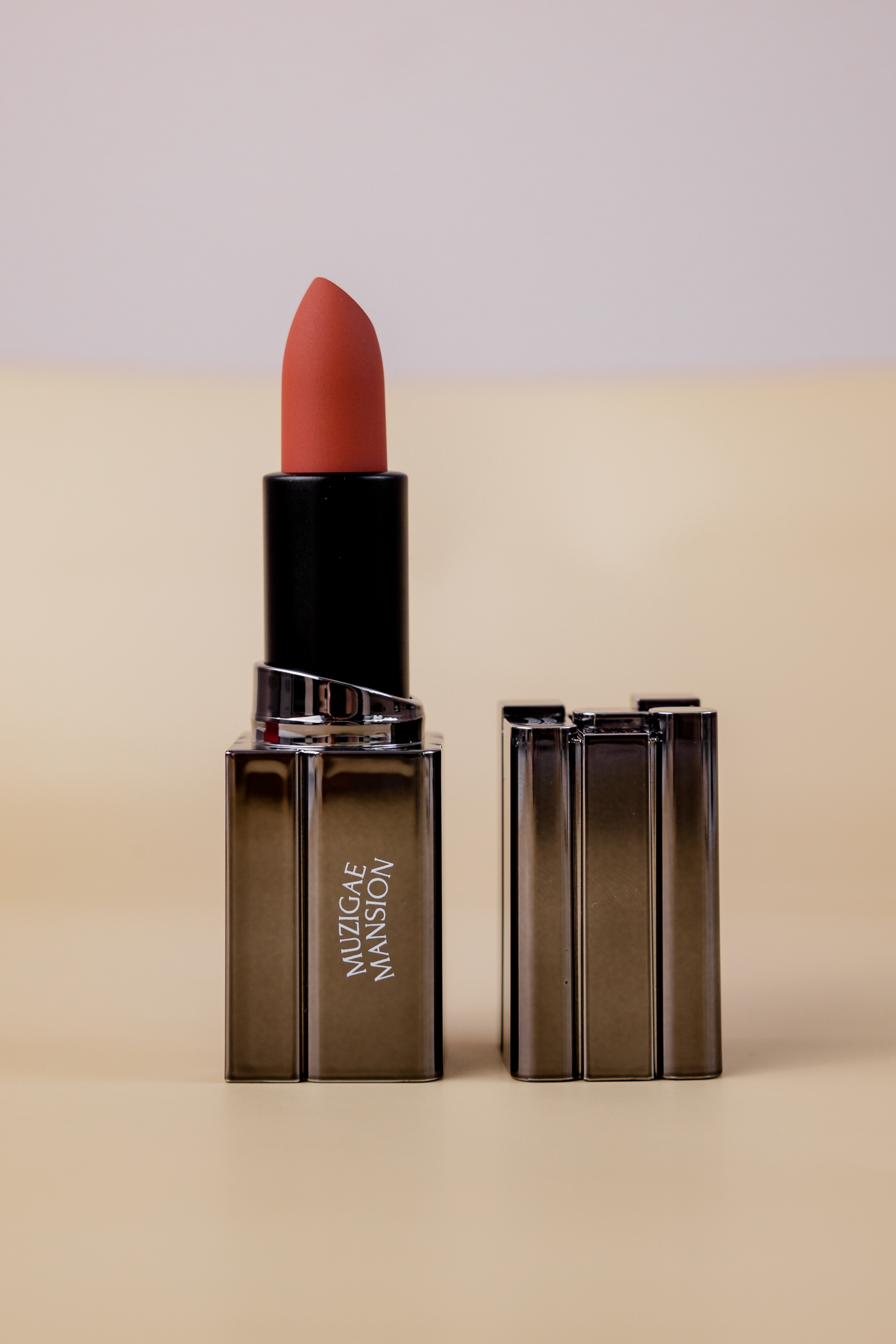 

Помада для губ MUZIGAE MANSION Moodwear Blur Lipstick [01 Prime] 4g