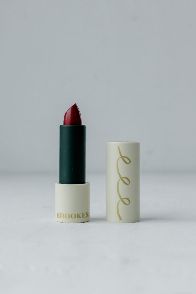 Помада для губ BROOKESIA Glazed Scene Lipstick [05 Crescent] 3.5g