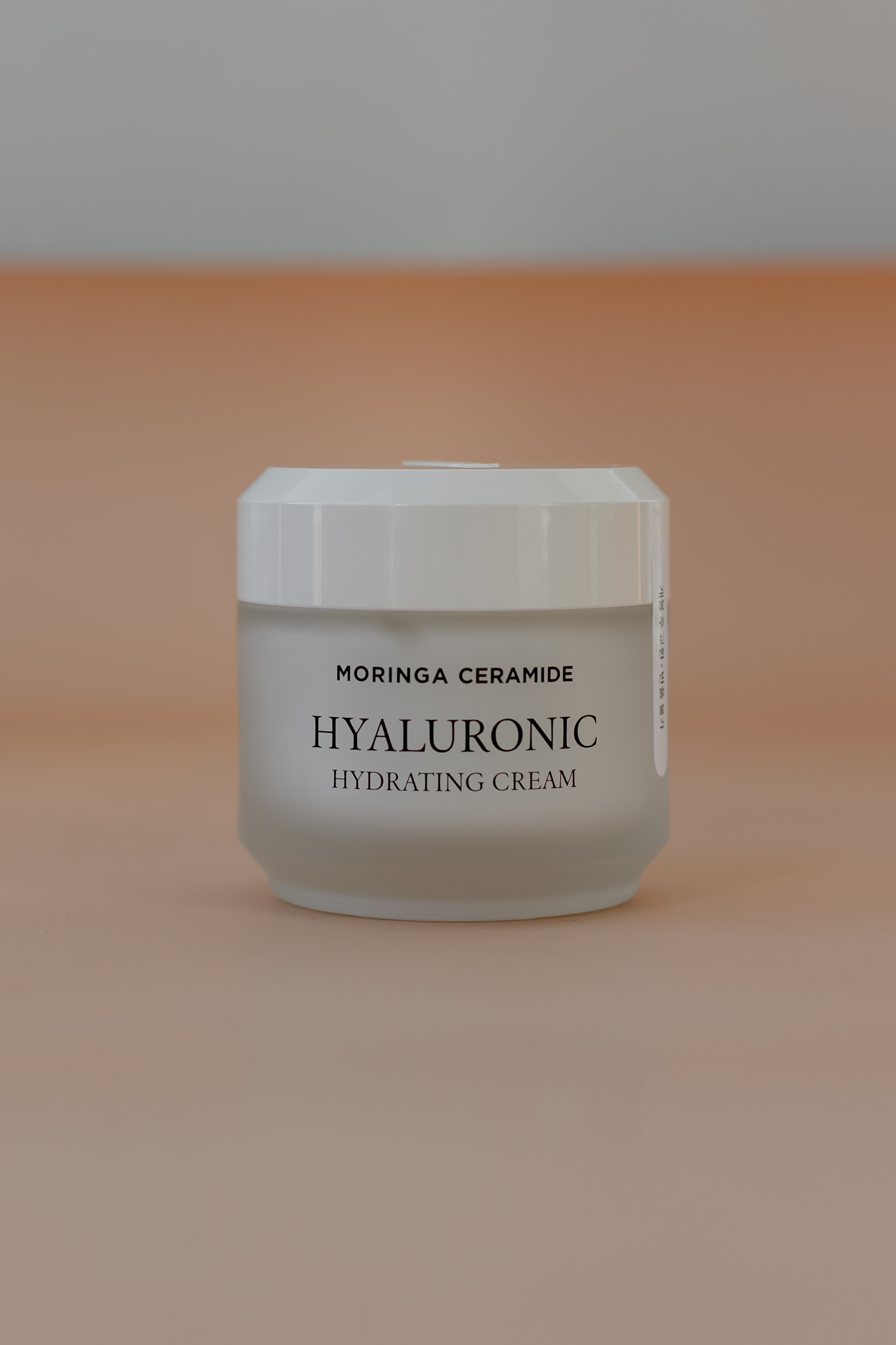 Нежный увлажняющий крем с морингой и церамидами HEIMISH Moringa Ceramide Hyaluronic Hydrating Cream 50ml - фото 1