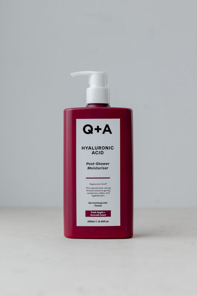 Увлажняющий крем для тела Q+A Hyaluronic Acid Post-Shower Moisturiser 250 ml