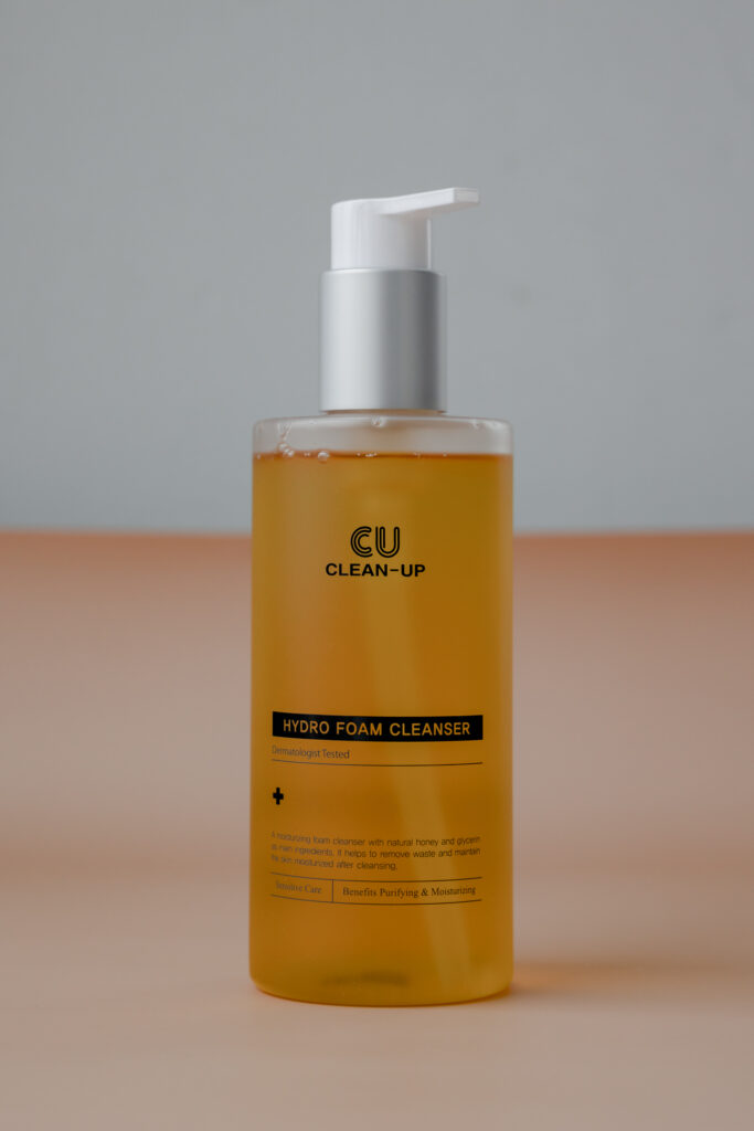 Увлажняющая гель-пенка для умывания CU Clean Up Hydro Foam Cleanser 250ml