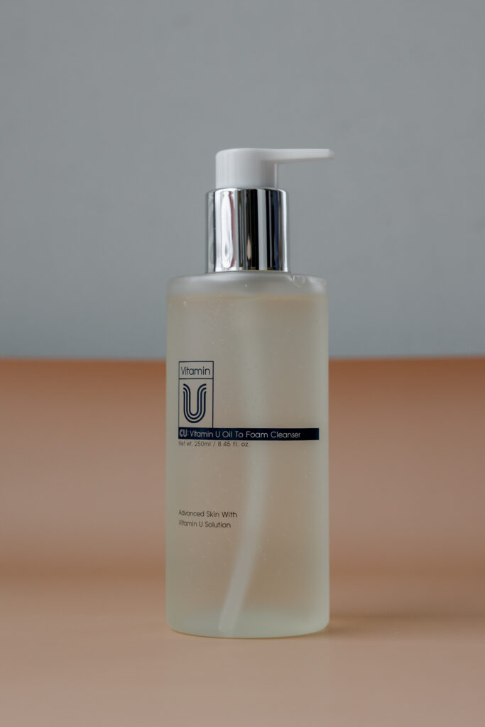 Очищающее масло-пенка CU: Vitamin U OilTo Foam Cleanser 250 ml