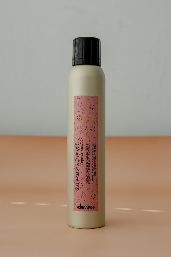 Мерцающий спрей для исключительного блеска волос DAVINES More Inside Shimmering Mist 200ml