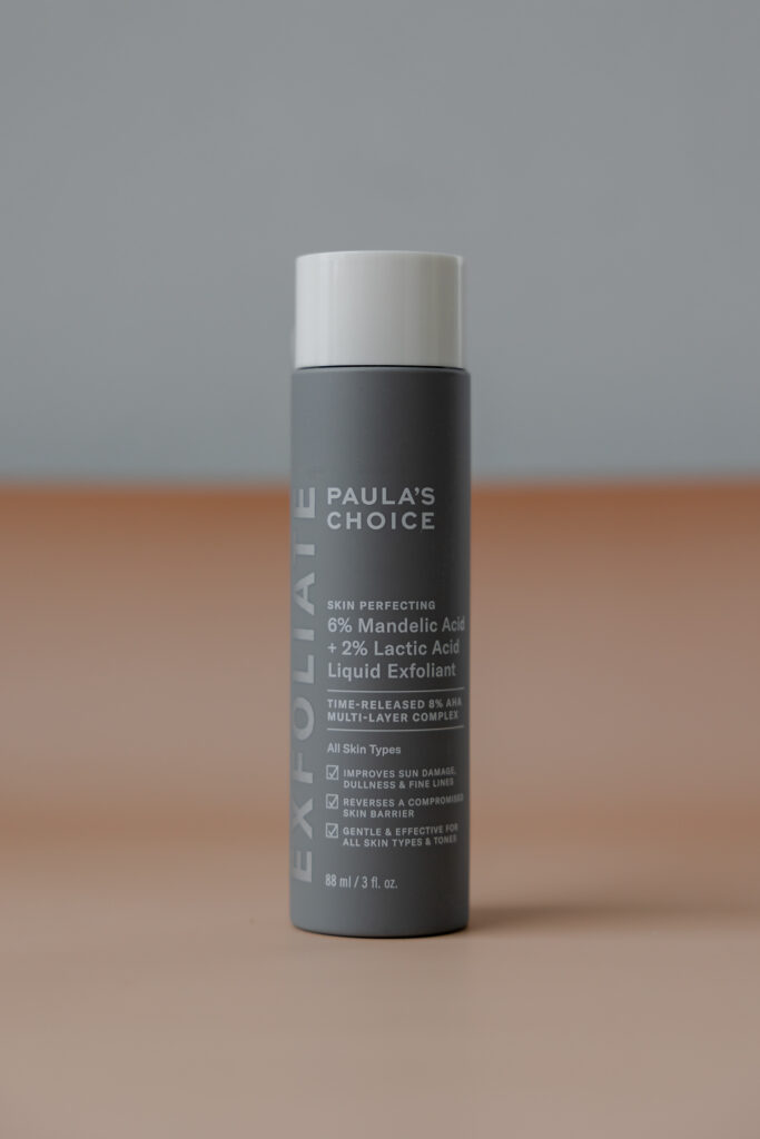 Пилинг на основе миндальной и молочной кислот Paula’s Choice Skin Perfecting 6% Mandelic Acid + 2% Lactic Acis Liquid Exfoliant 88ml