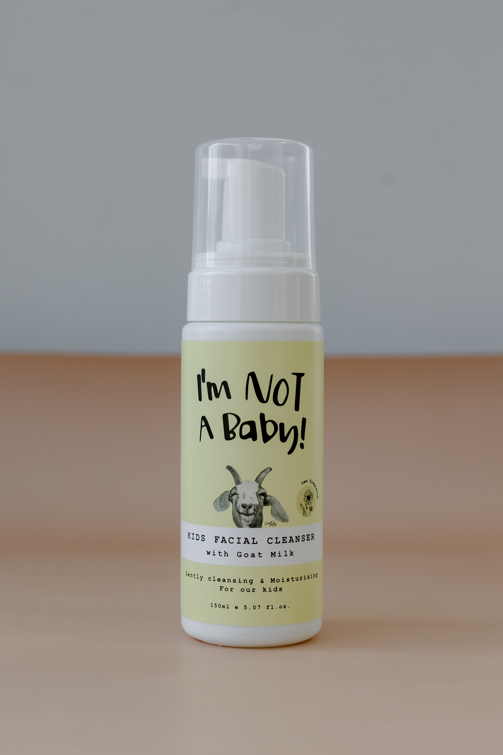 Детское очищающее средство для лица I'm Not A Baby Kids Facial Cleanser 150ml