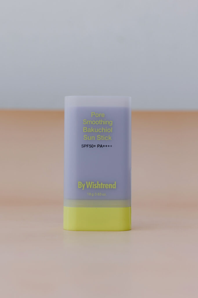 Солнцезащитный стик с бакучиолом для сглаживания пор BY WISHTREND Pore Smoothing Bakuchiol Sun Stick 18g