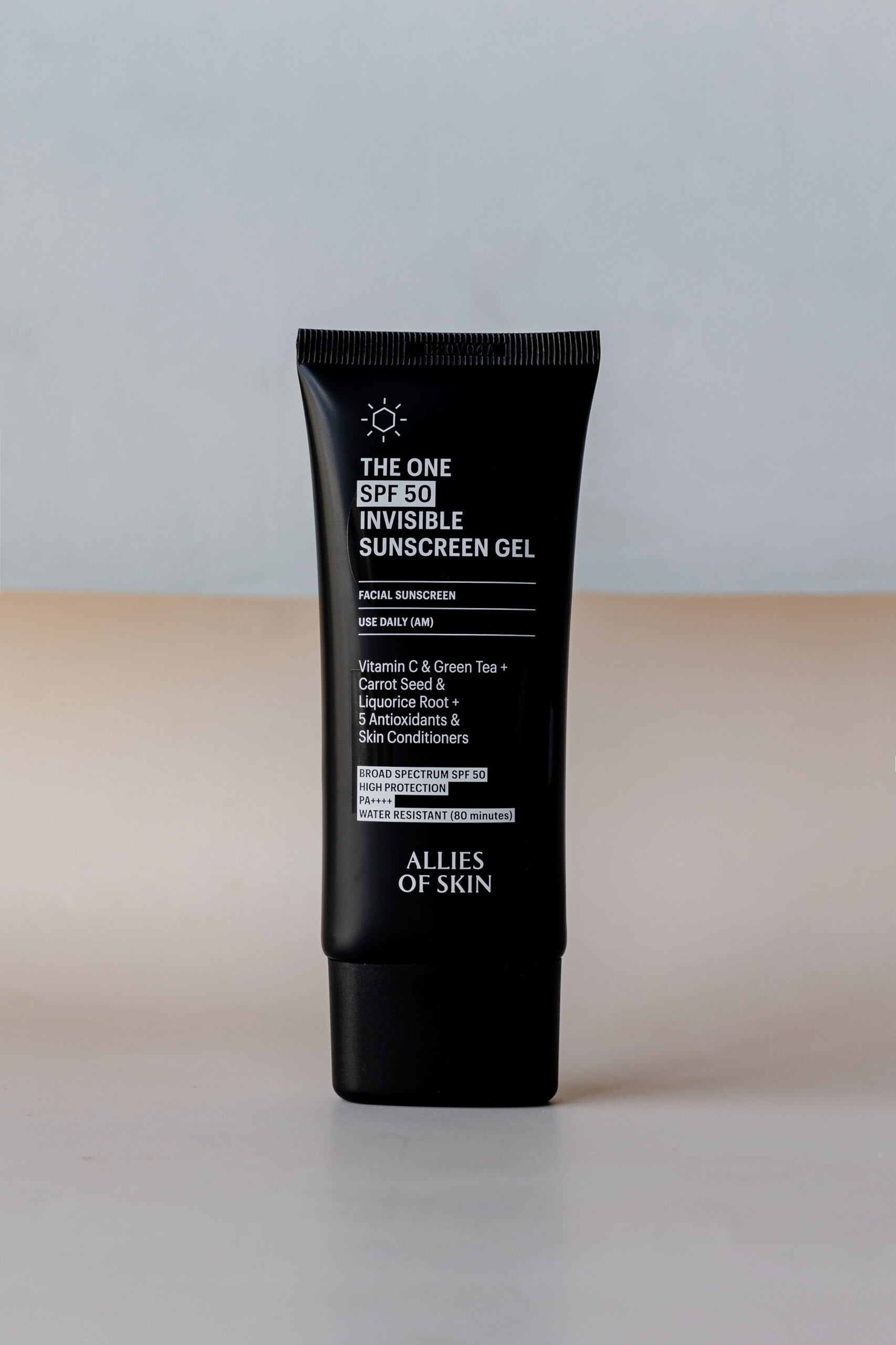 Невидимый солнцезащитный гель SPF50 ALLIES OF SKIN The One SPF50 Invisible Sunscreen Gel 50 ml