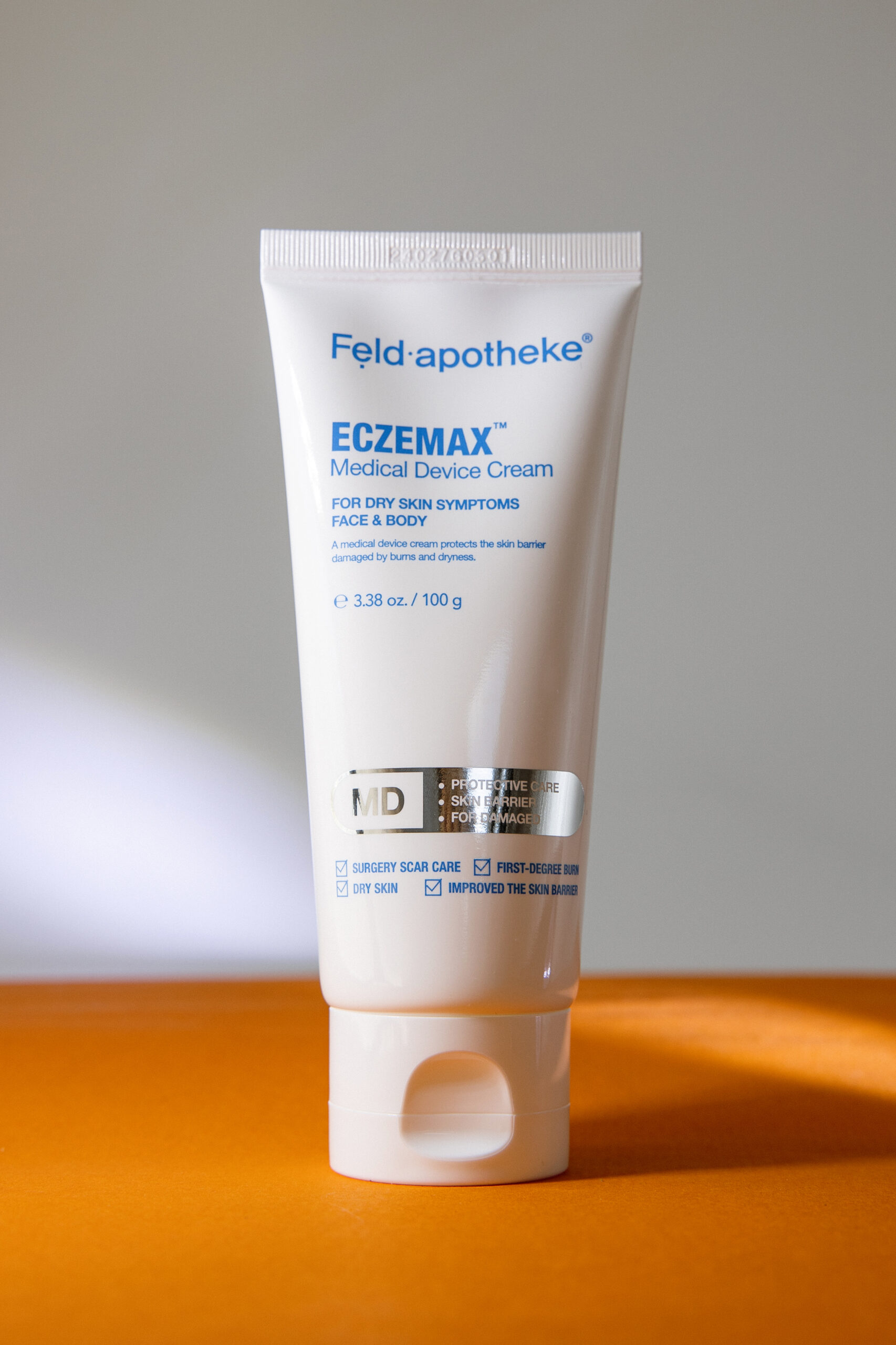 

Лечебный восстанавливающий крем для всей семьи FELD APOTHEKE ECZEMAX Medical Device Cream 100g