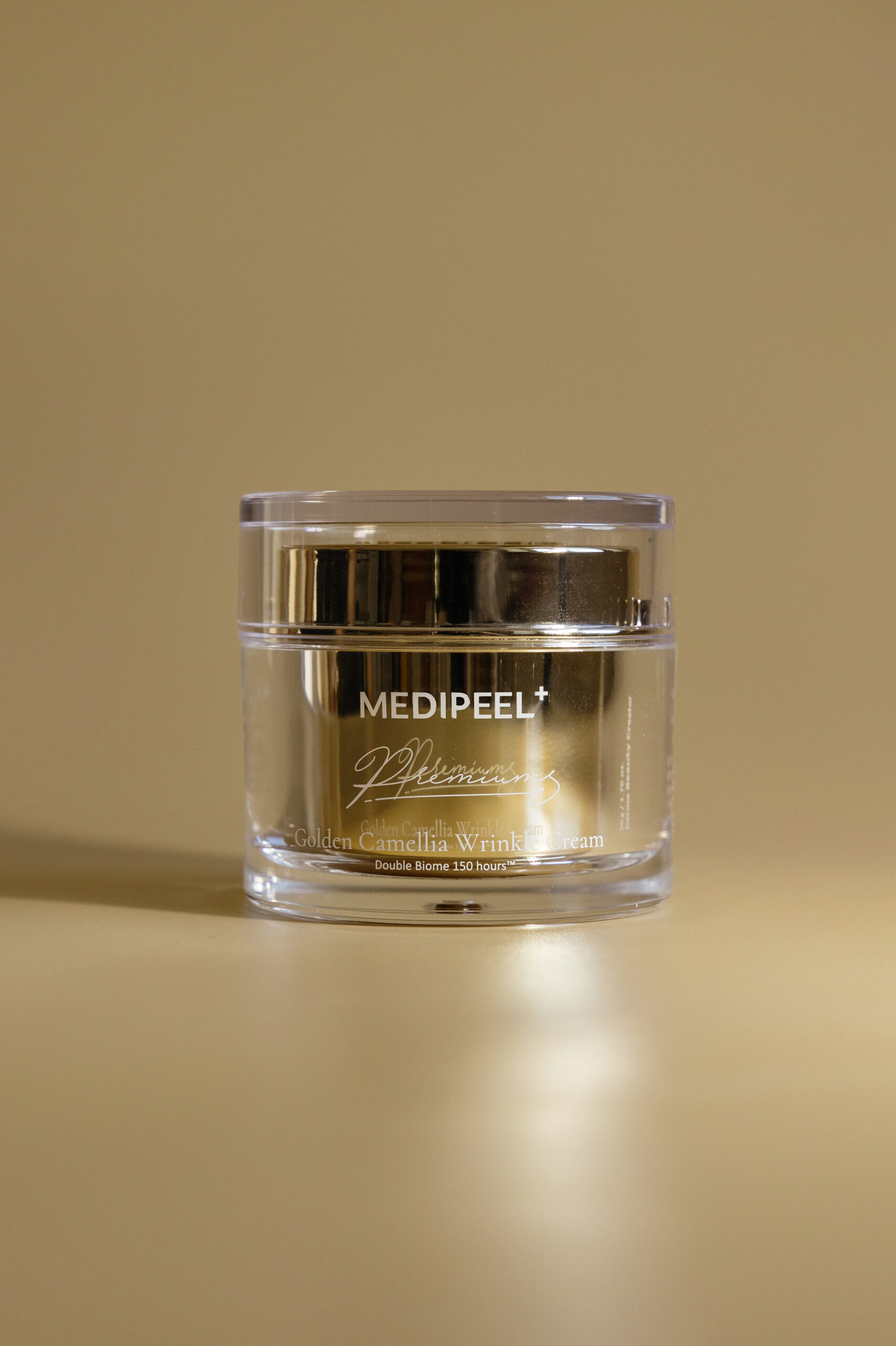 Премиальный омолаживающий крем с экстрактом камелии MEDI-PEEL Premium Golden Camellia Cream 50g 5800₽