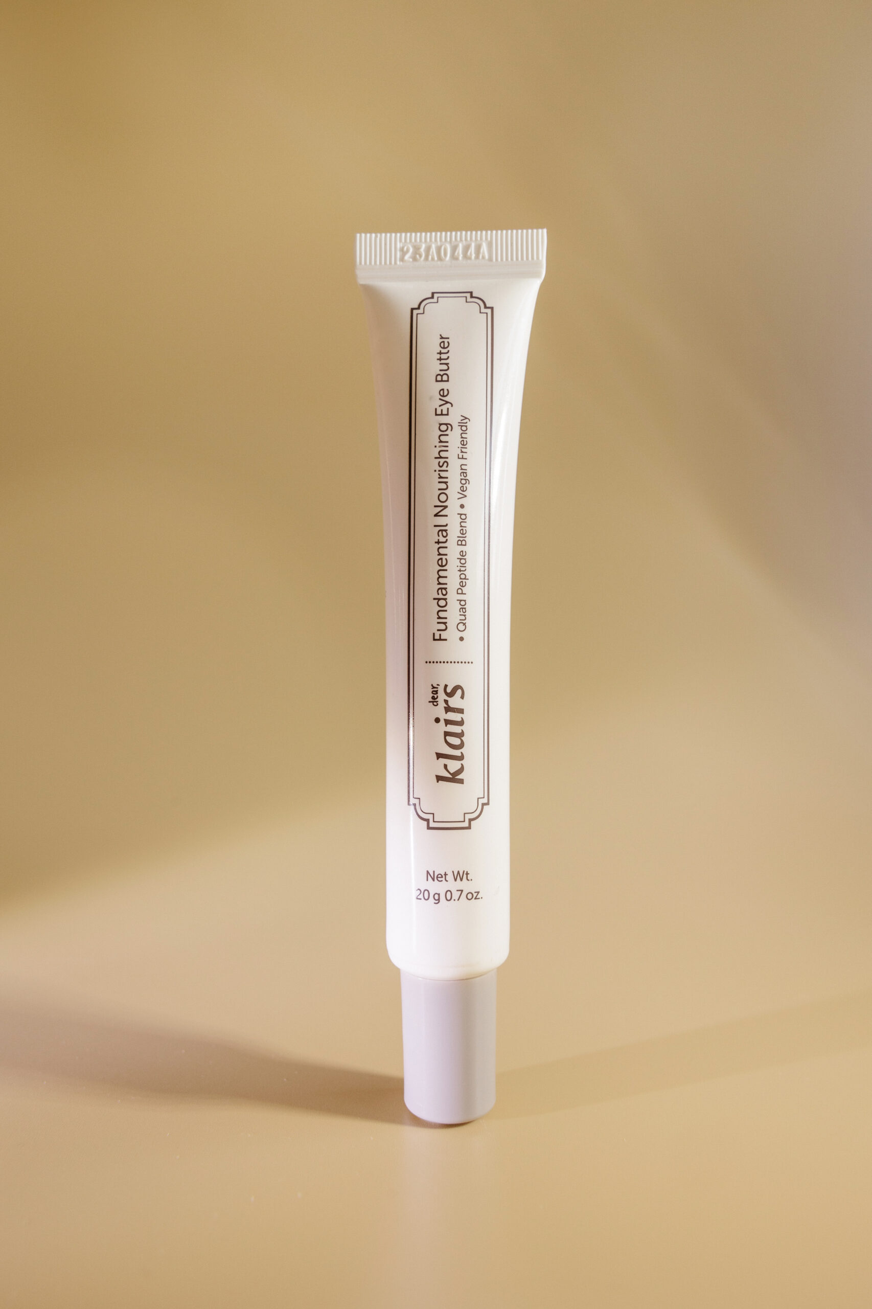 Крем вокруг глаз с кофеином и пептидами KLAIRS Fundamental Nourishing Eye Butter 20g