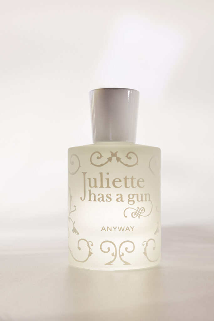 Парфюмерная вода Juliette has a Gun Anyway 50 ml