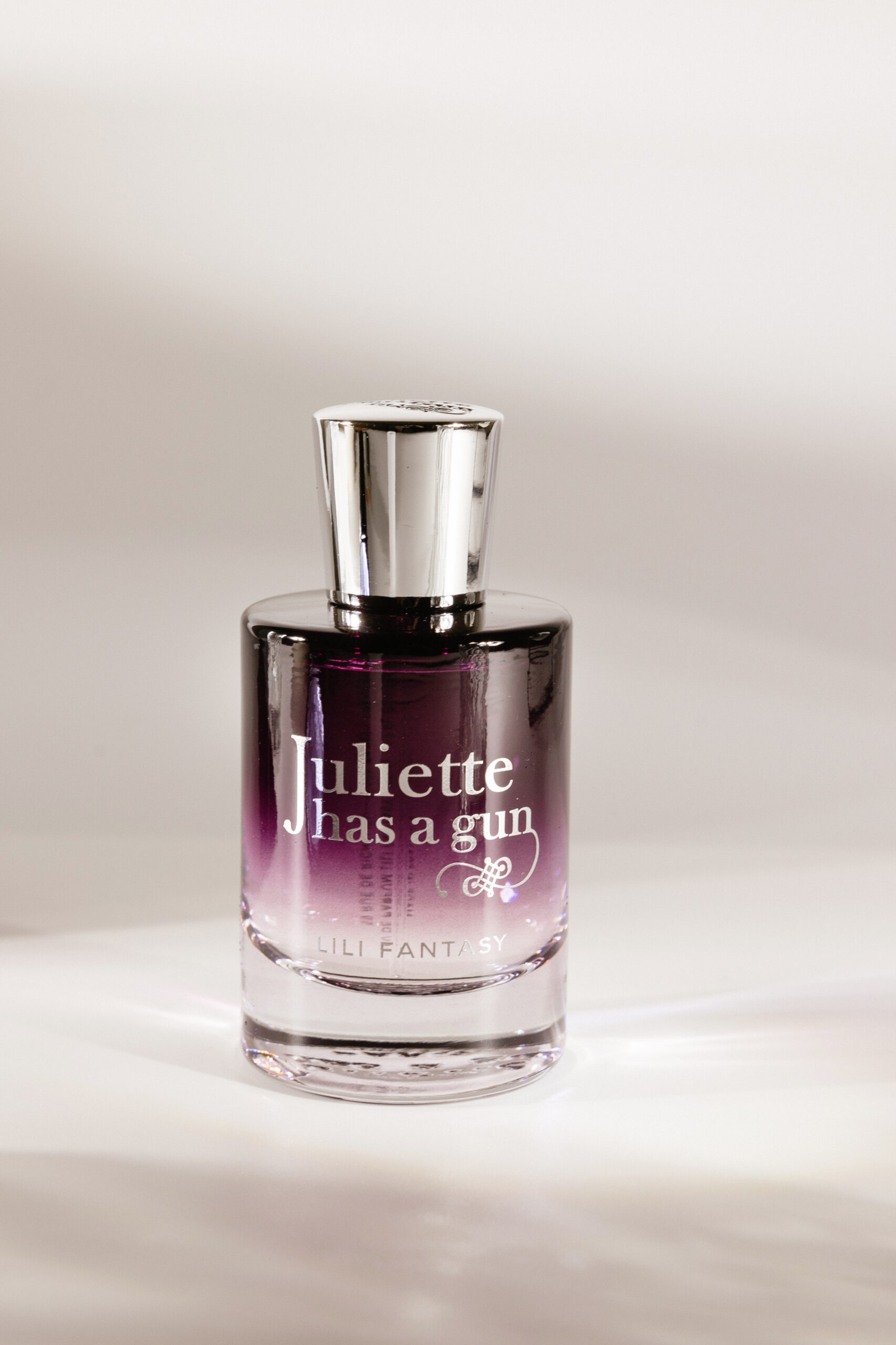 

Парфюмерная вода Juliette has a Gun Lili Fantasy 50 ml