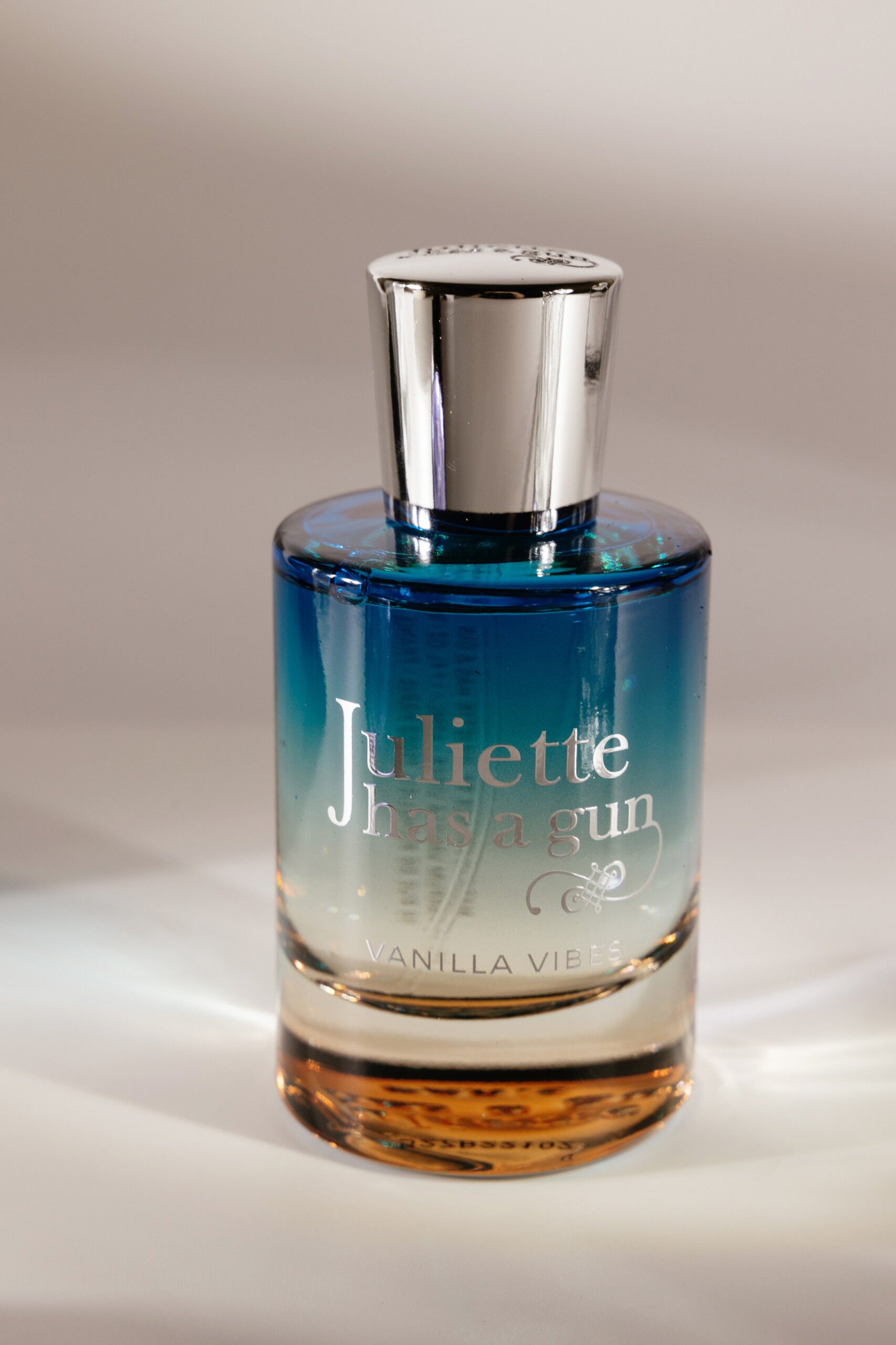 

Парфюмерная вода Juliette has a Gun Vanilla Vibes 50 ml