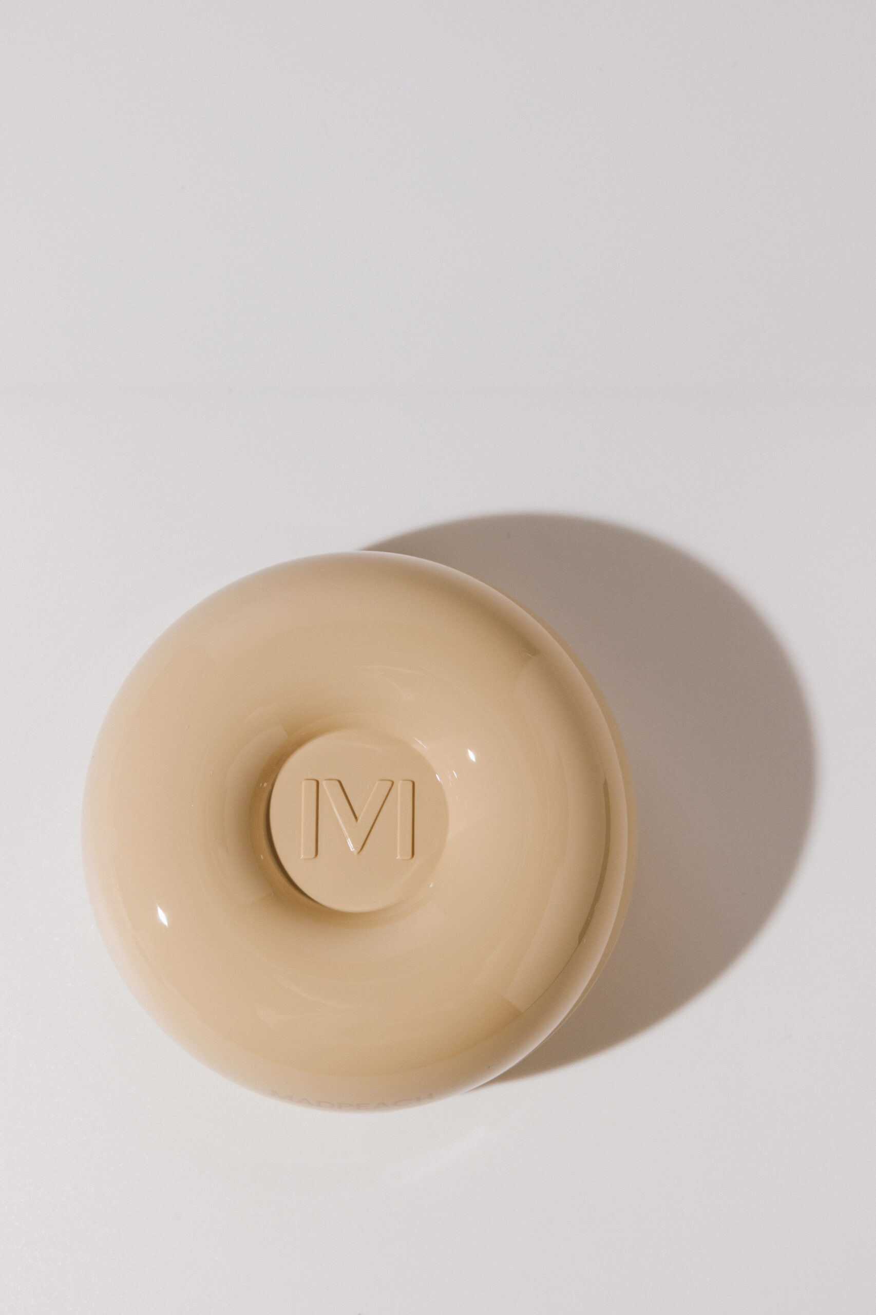 Матовый кушон MAD PEACH Plain Velvet Matte Cushion [23 Medium Beige] 13g