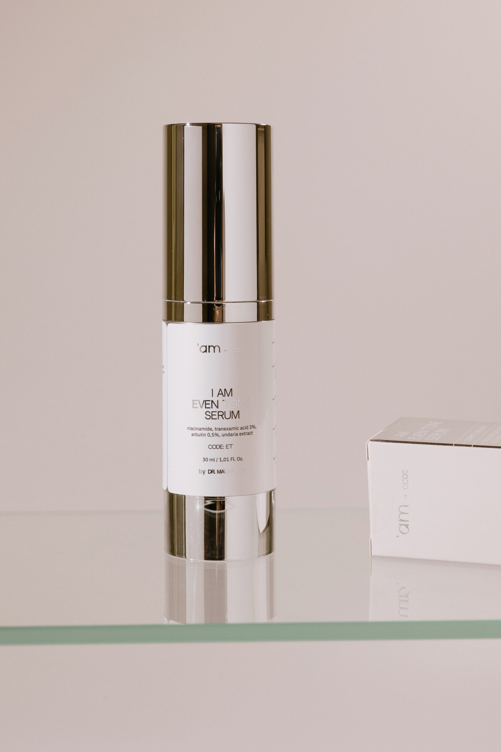 

Депигментирующая сыворотка для ровного тона 'AM CODE I am Even Tone Serum 30ml