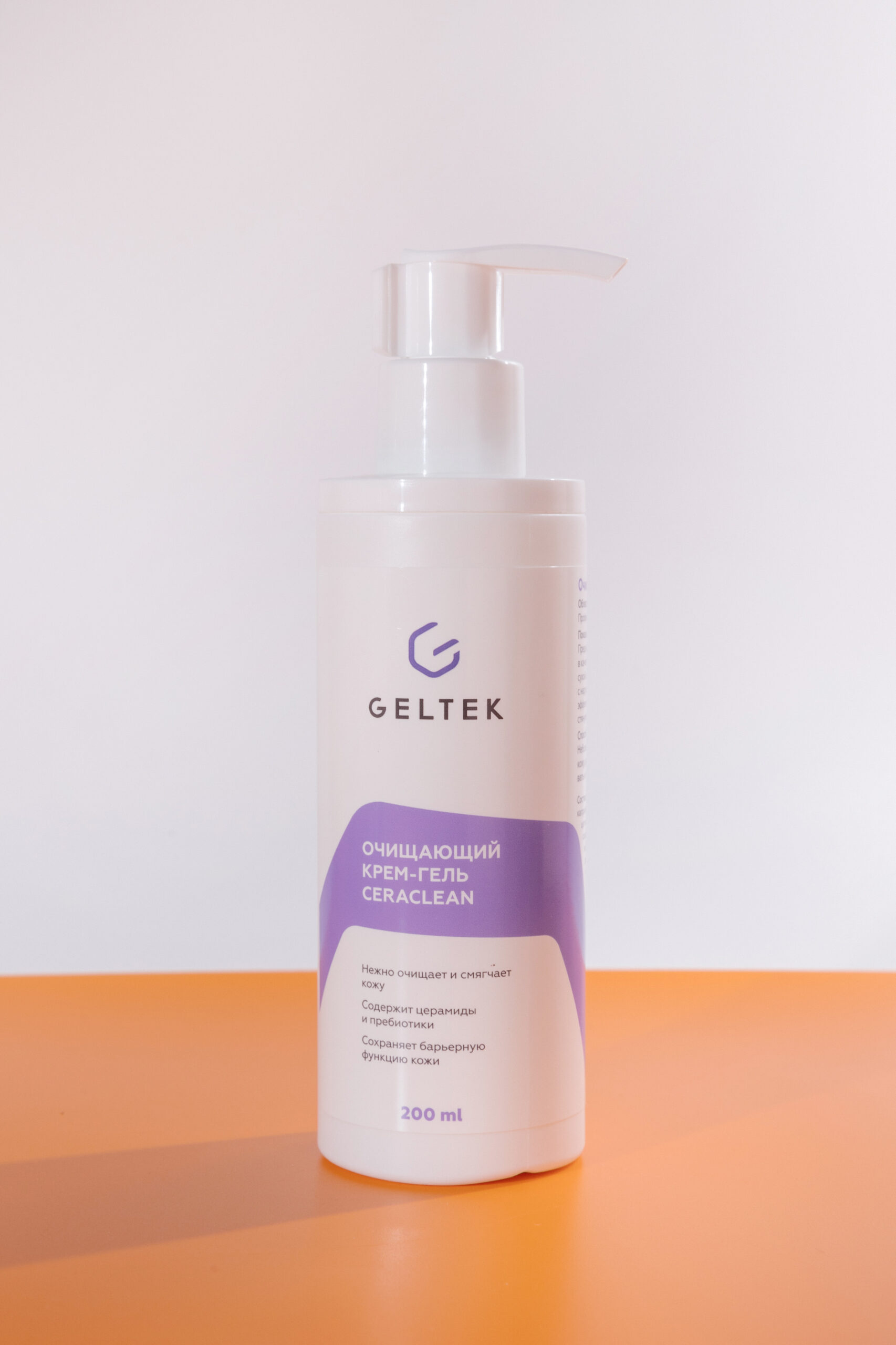 Очищающий крем-гель Geltek Ceraclean, 200ml