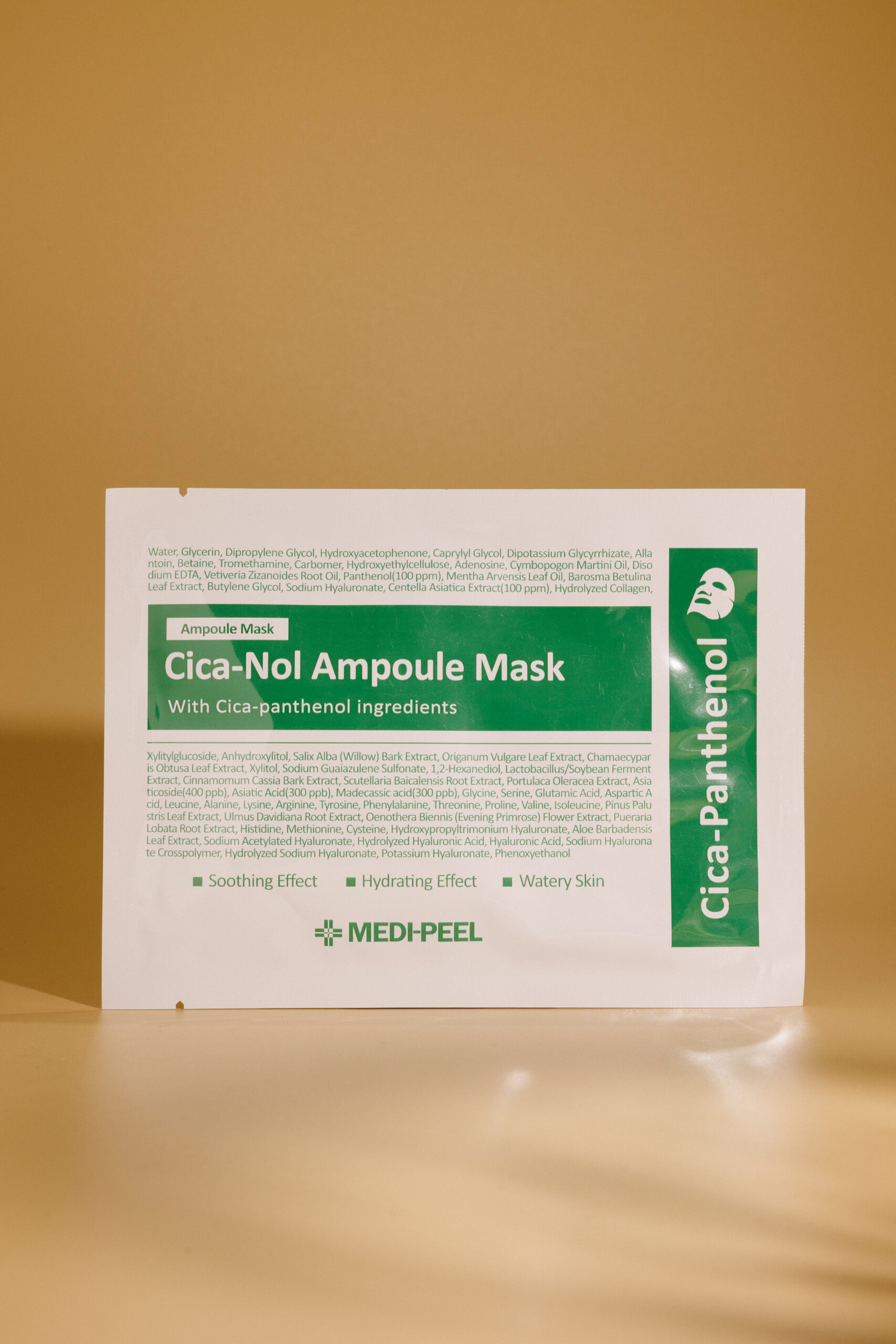 Успокаивающая тканевая маска с центеллой и пантенолом MEDI-PEEL Cica-Nol B5 Ampoule Mask 30ml