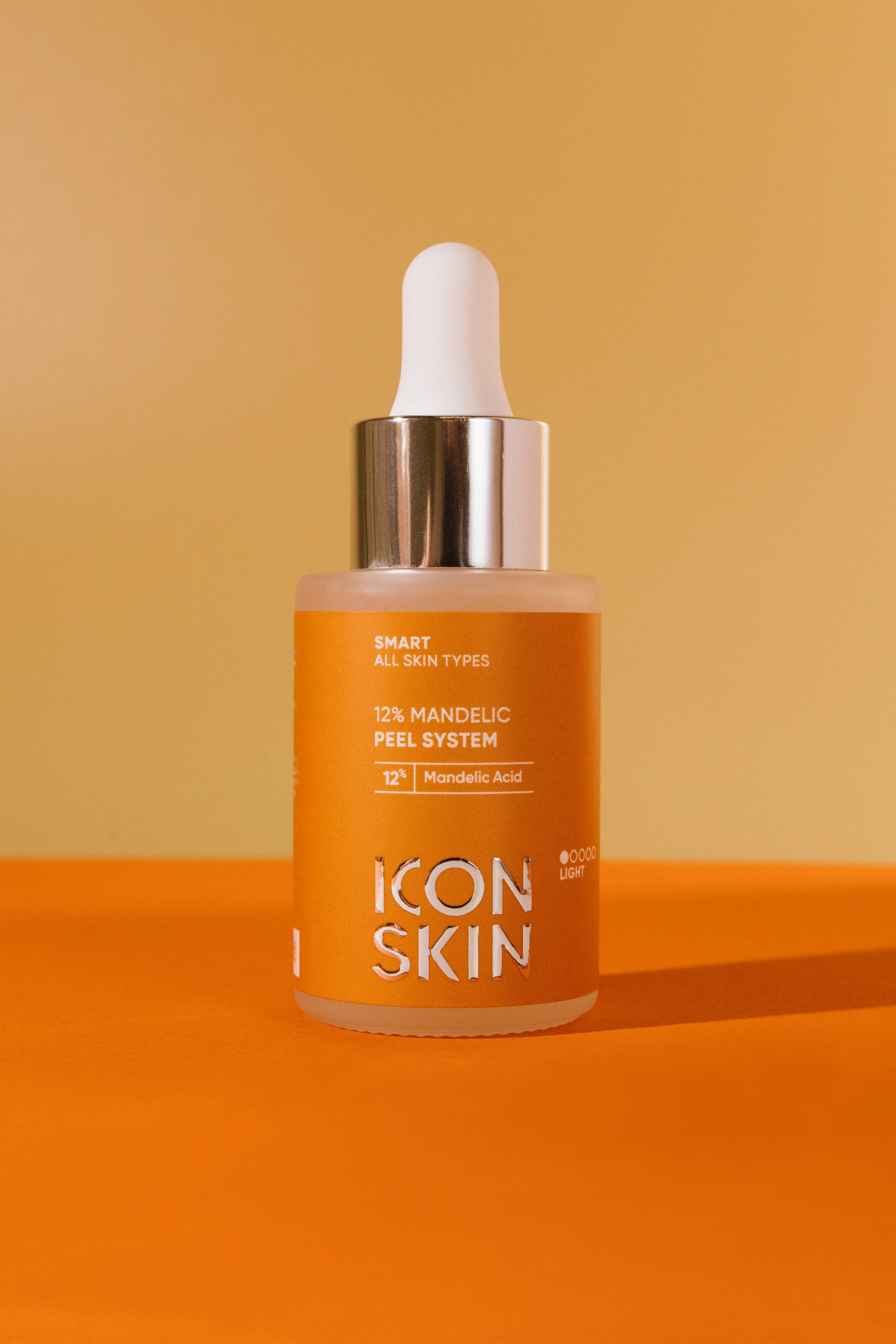 

Миндальная смарт-пилинг система ICON SKIN 12% Mandelic Smart Peel System 30ml