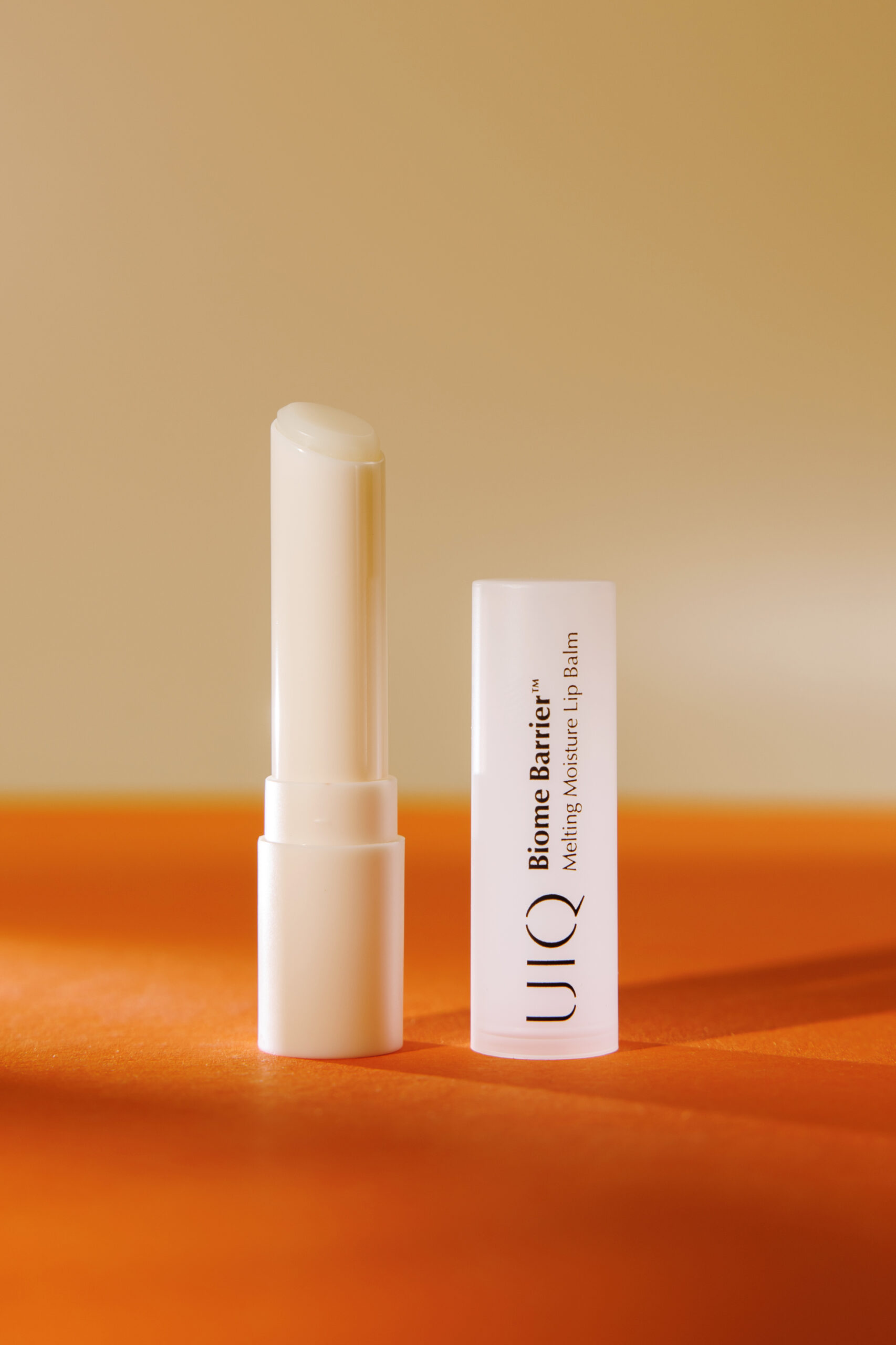 Тающий увлажняющий бальзам для губ UIQ Melting Moisture Lip Balm 3.2g