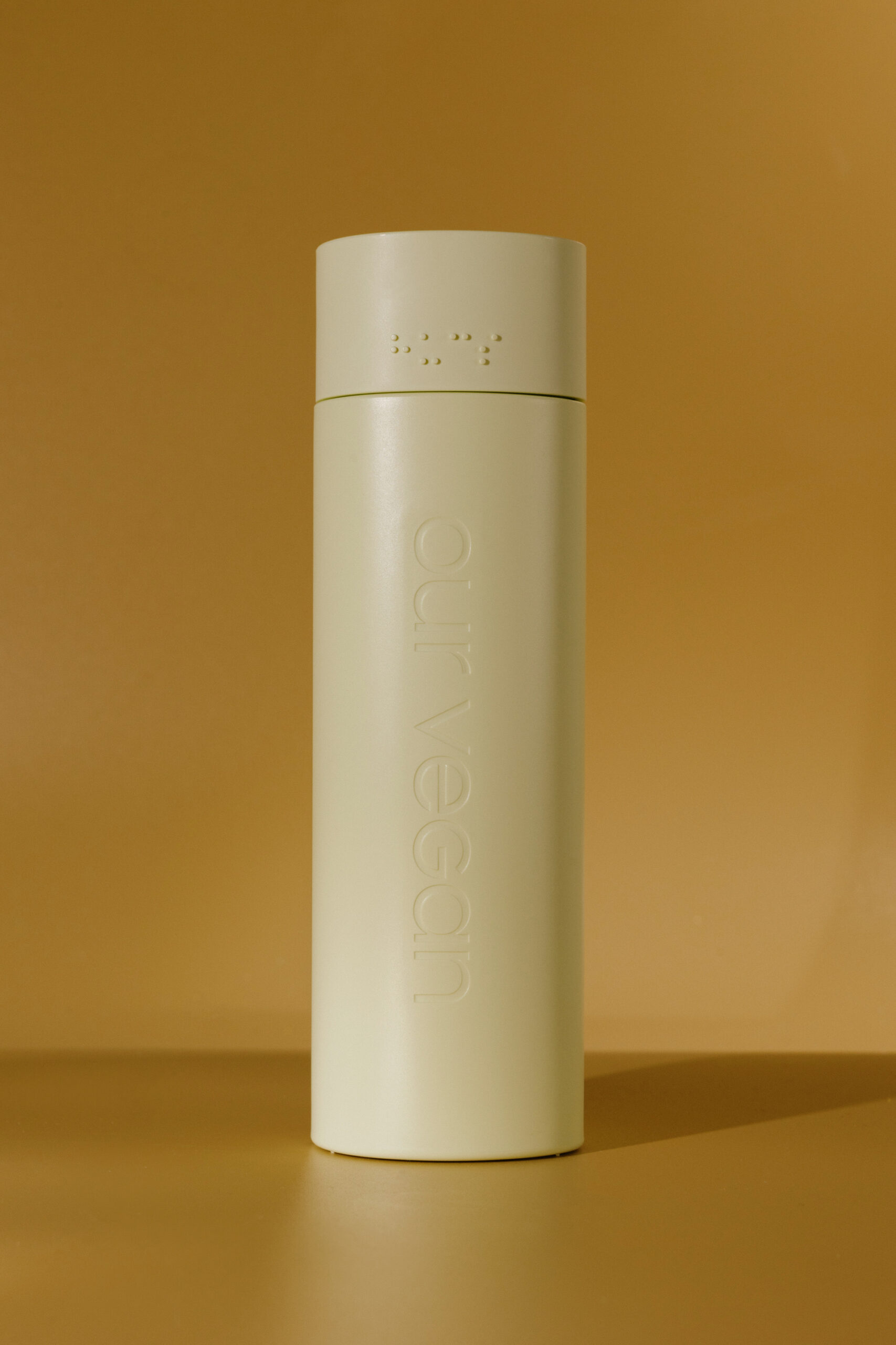 Успокаивающий тонер с хауттюйнией Manyo Our Vegan Heartleaf Moisture Calming Toner 315ml 3800₽